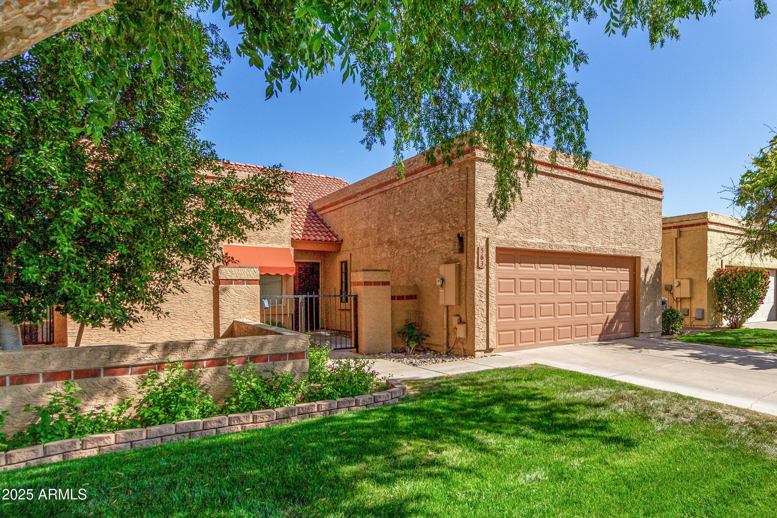 563 N Spanish Springs Drive Property Photo 1