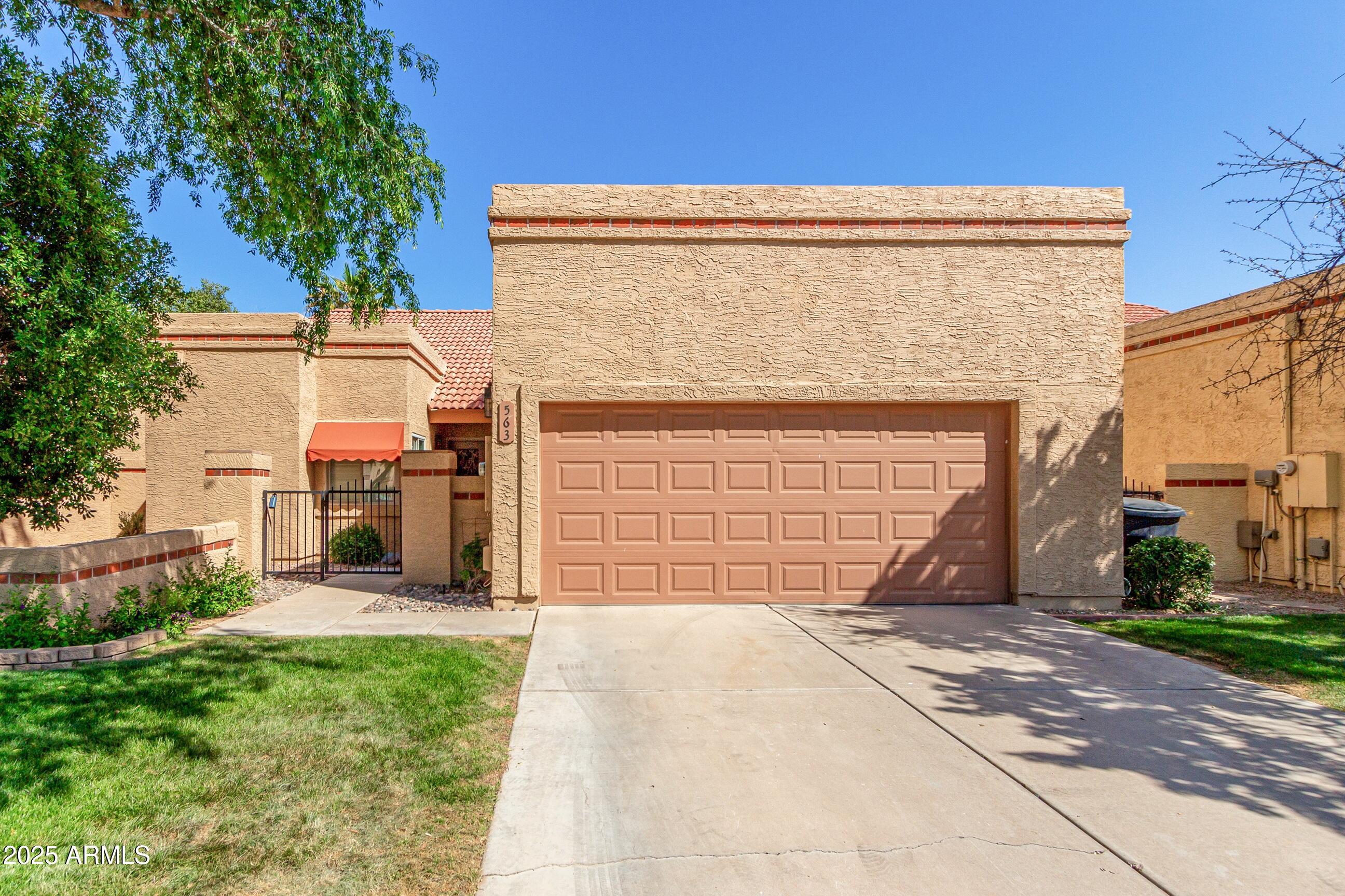 563 N Spanish Springs Drive Property Photo 3