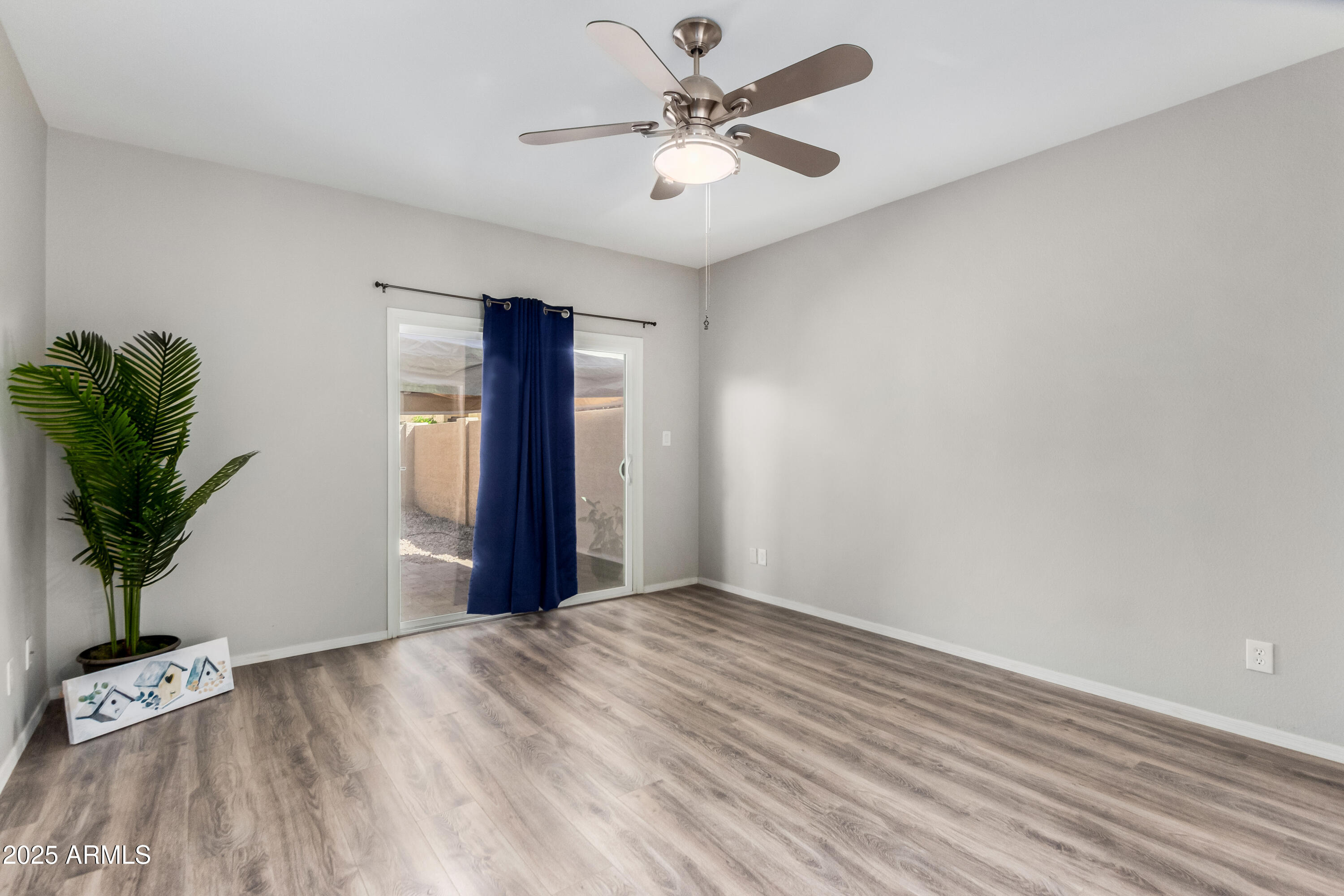563 N Spanish Springs Drive Property Photo 15