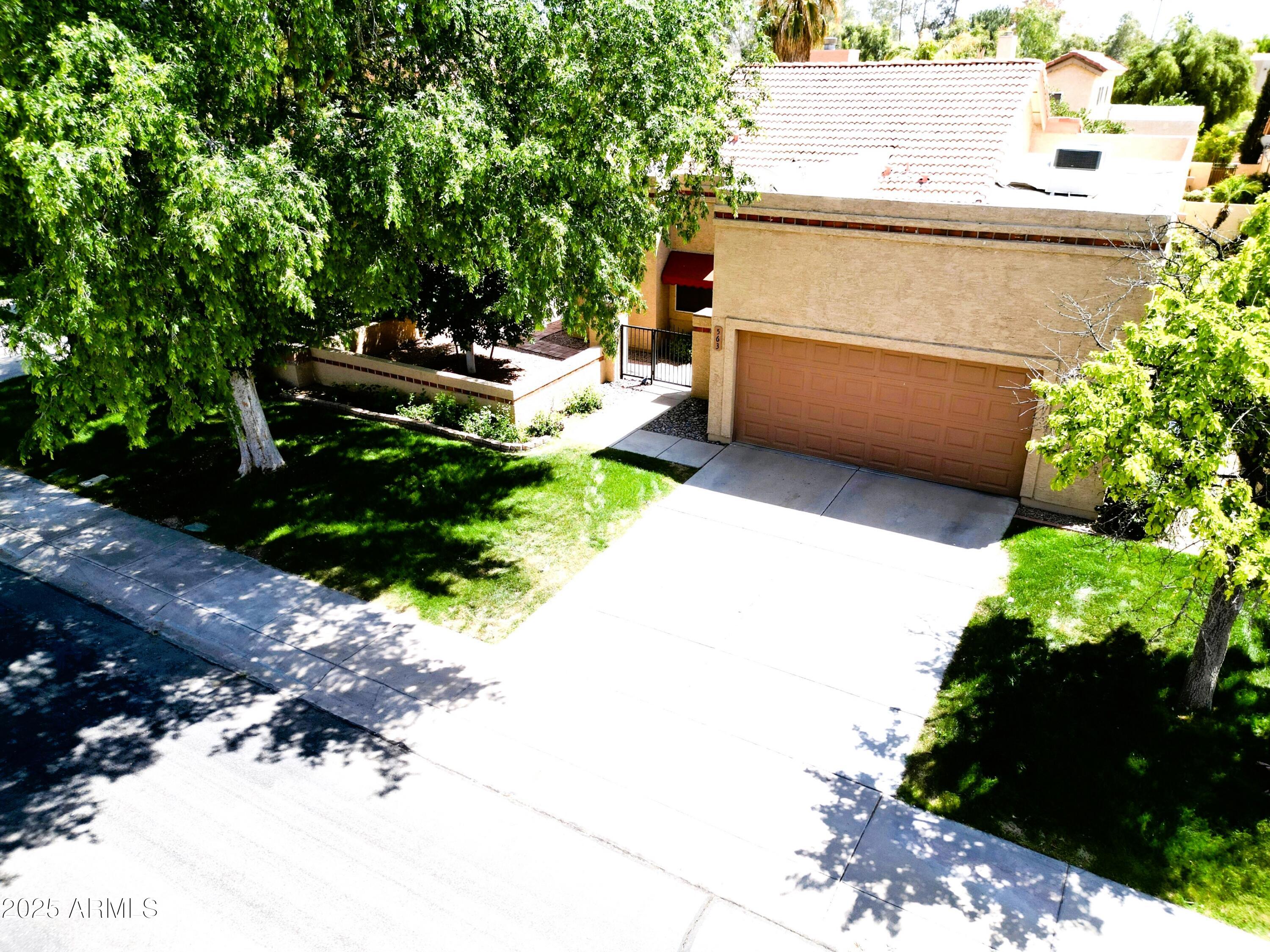 563 N Spanish Springs Drive Property Photo 28