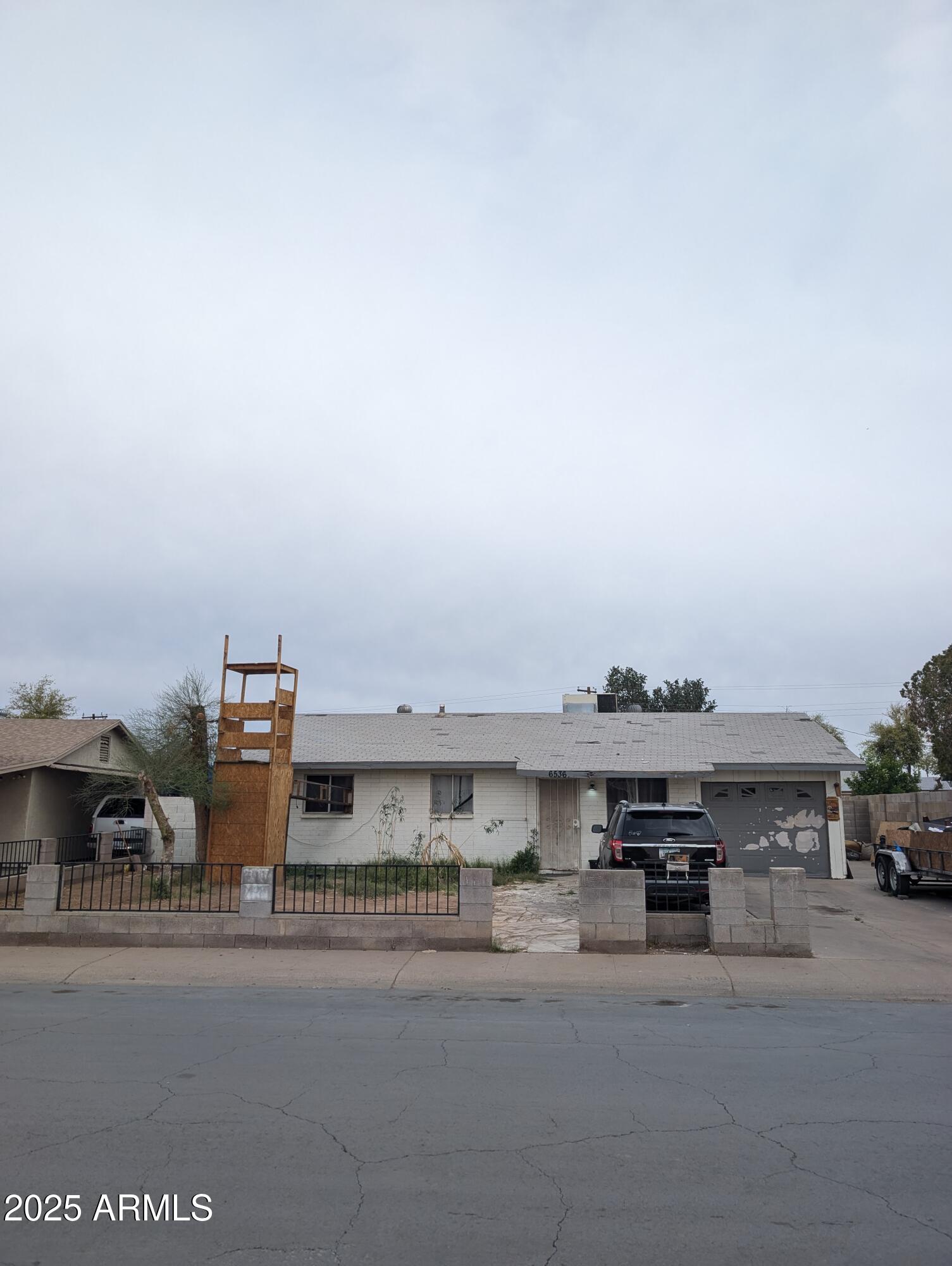 6536 W Mulberry Drive Property Photo 1