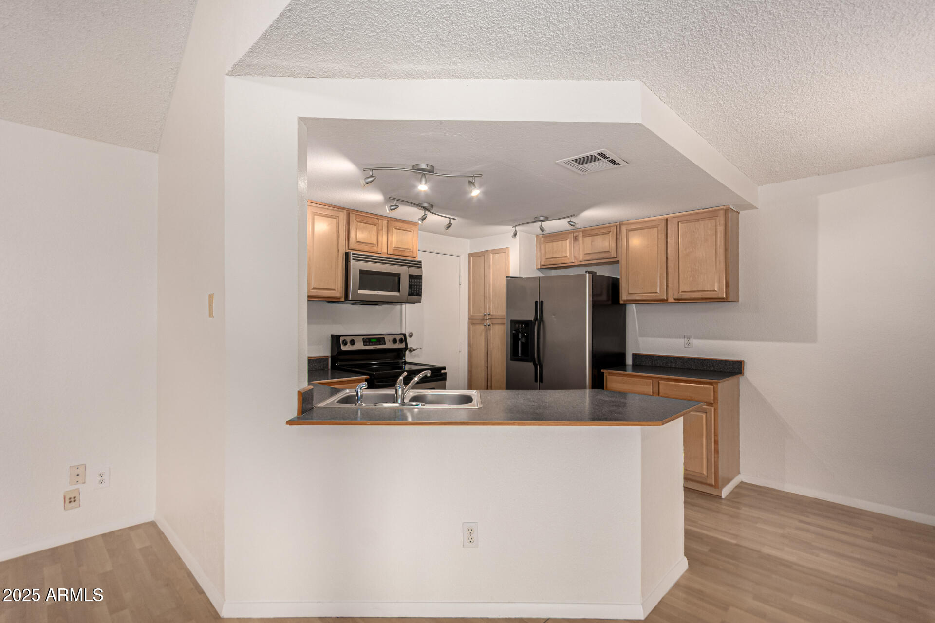 1822 S 39th Street Property Photo 10