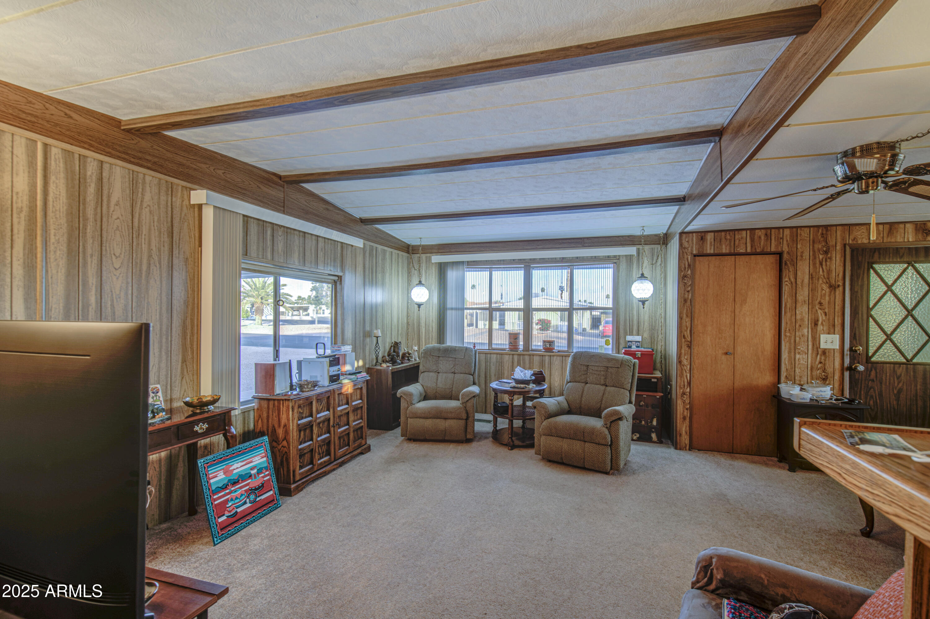 7318 E Arbor Avenue Property Photo 5