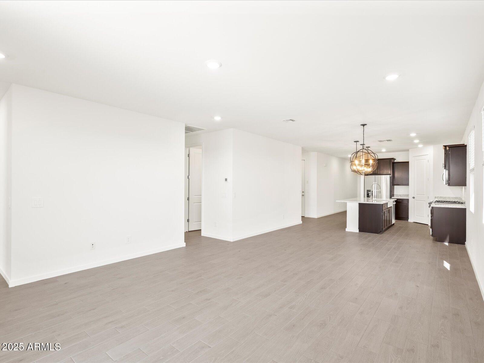 37111 W Prado Street Property Photo 11