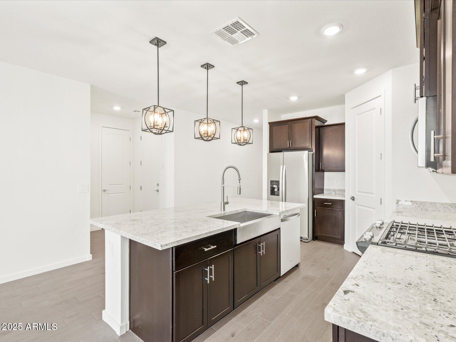37111 W Prado Street Property Photo 13