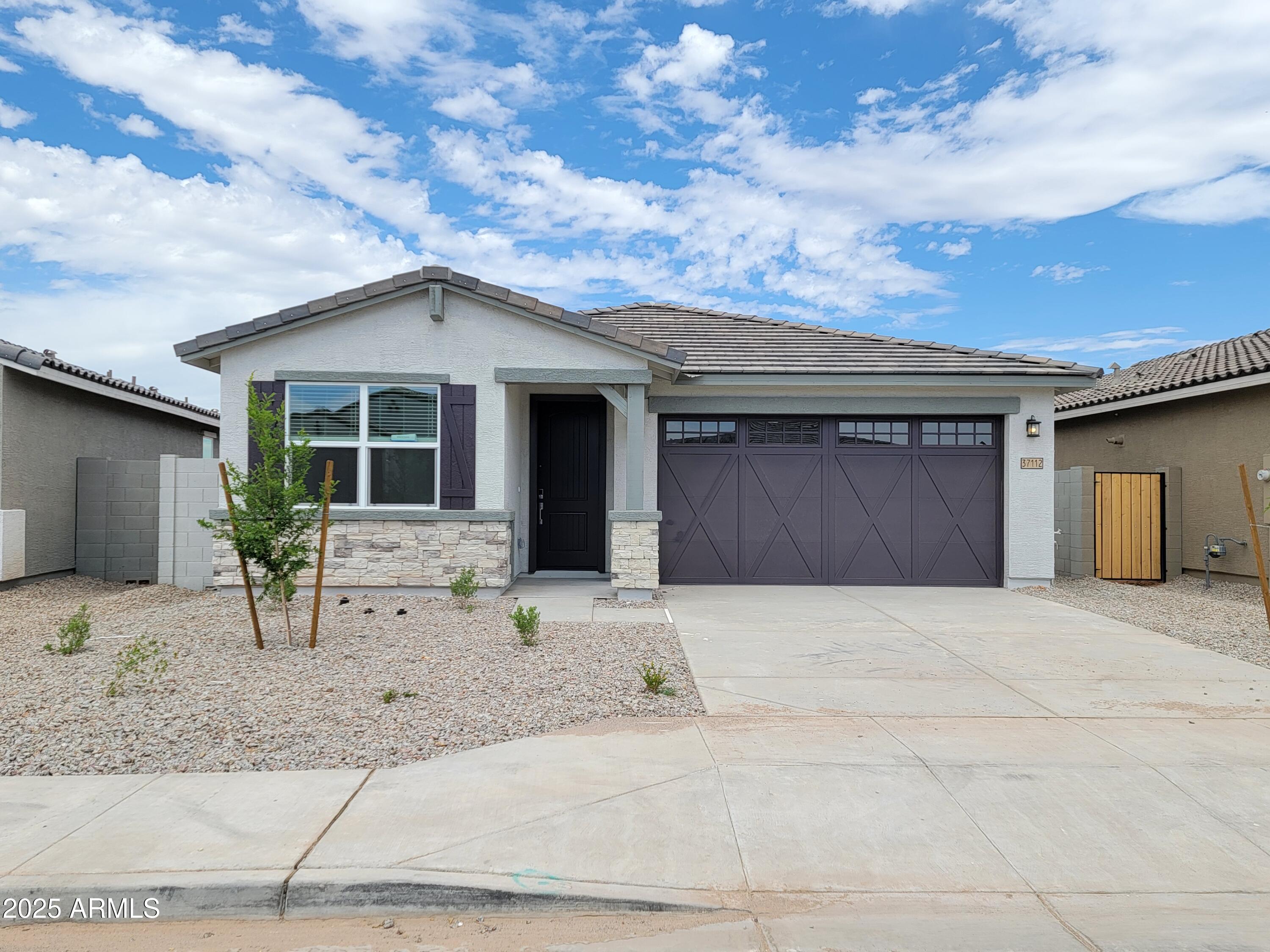 37112 W Prado Street Property Photo 1