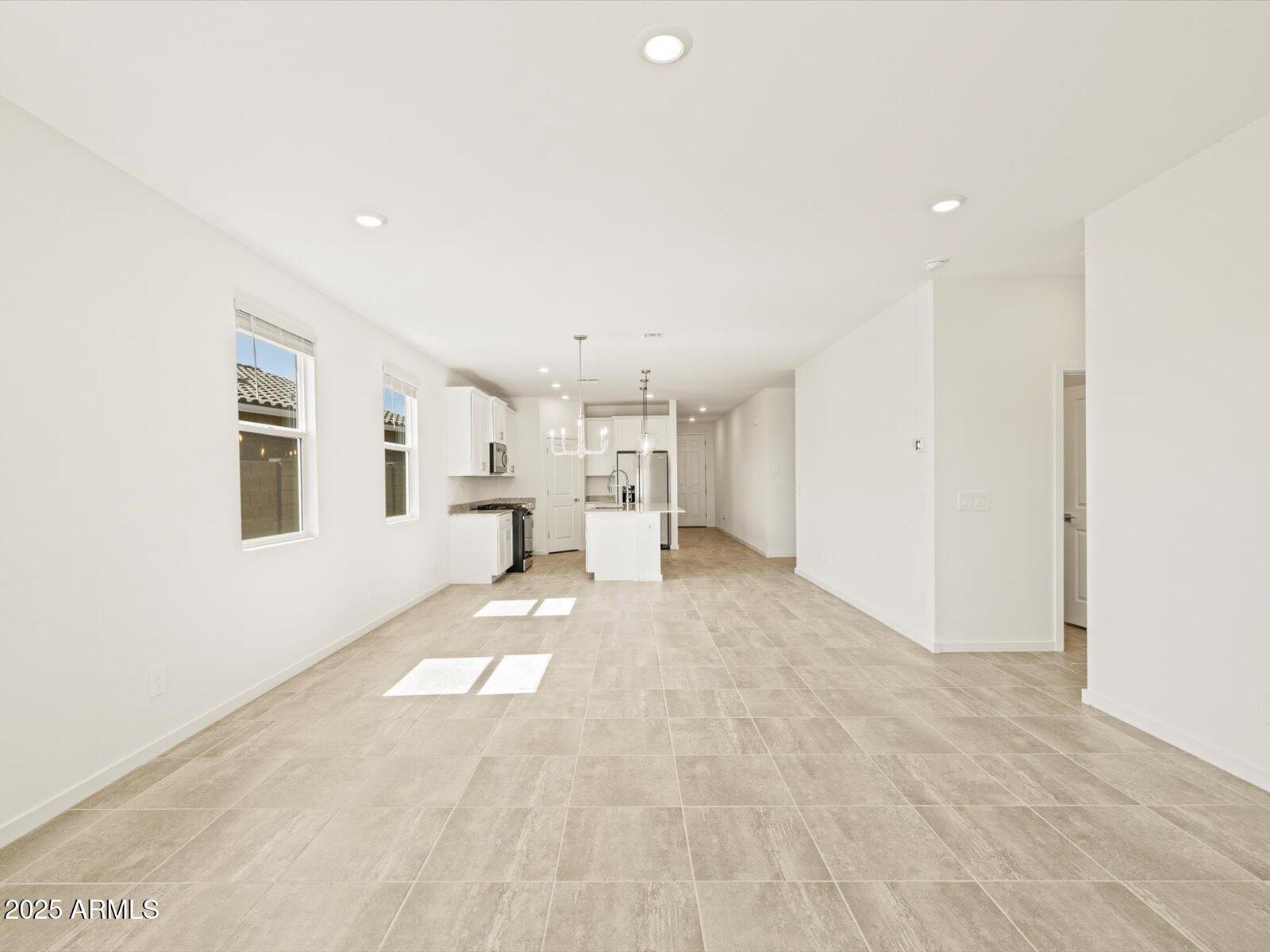 37112 W Prado Street Property Photo 9