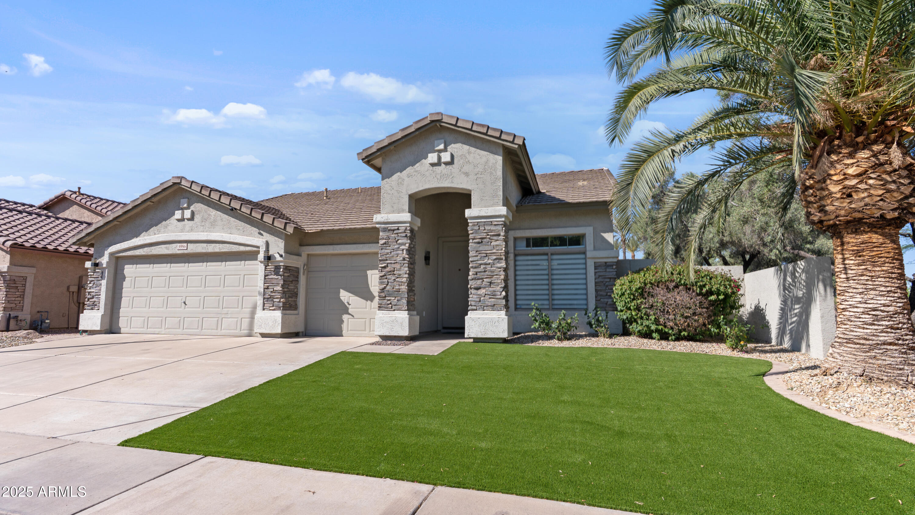 3956 S Hollyhock Place Property Photo 1