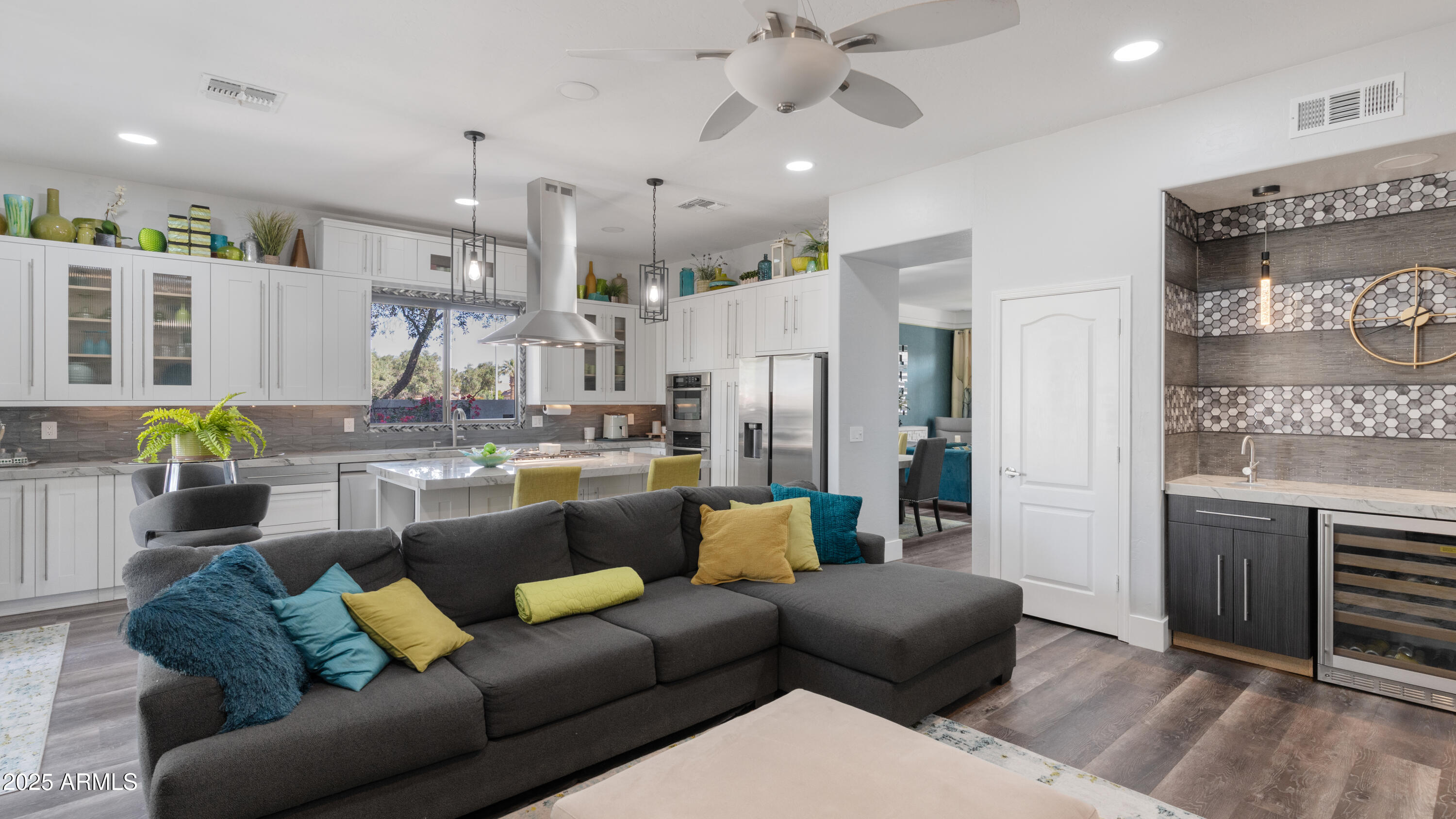 3956 S Hollyhock Place Property Photo 10