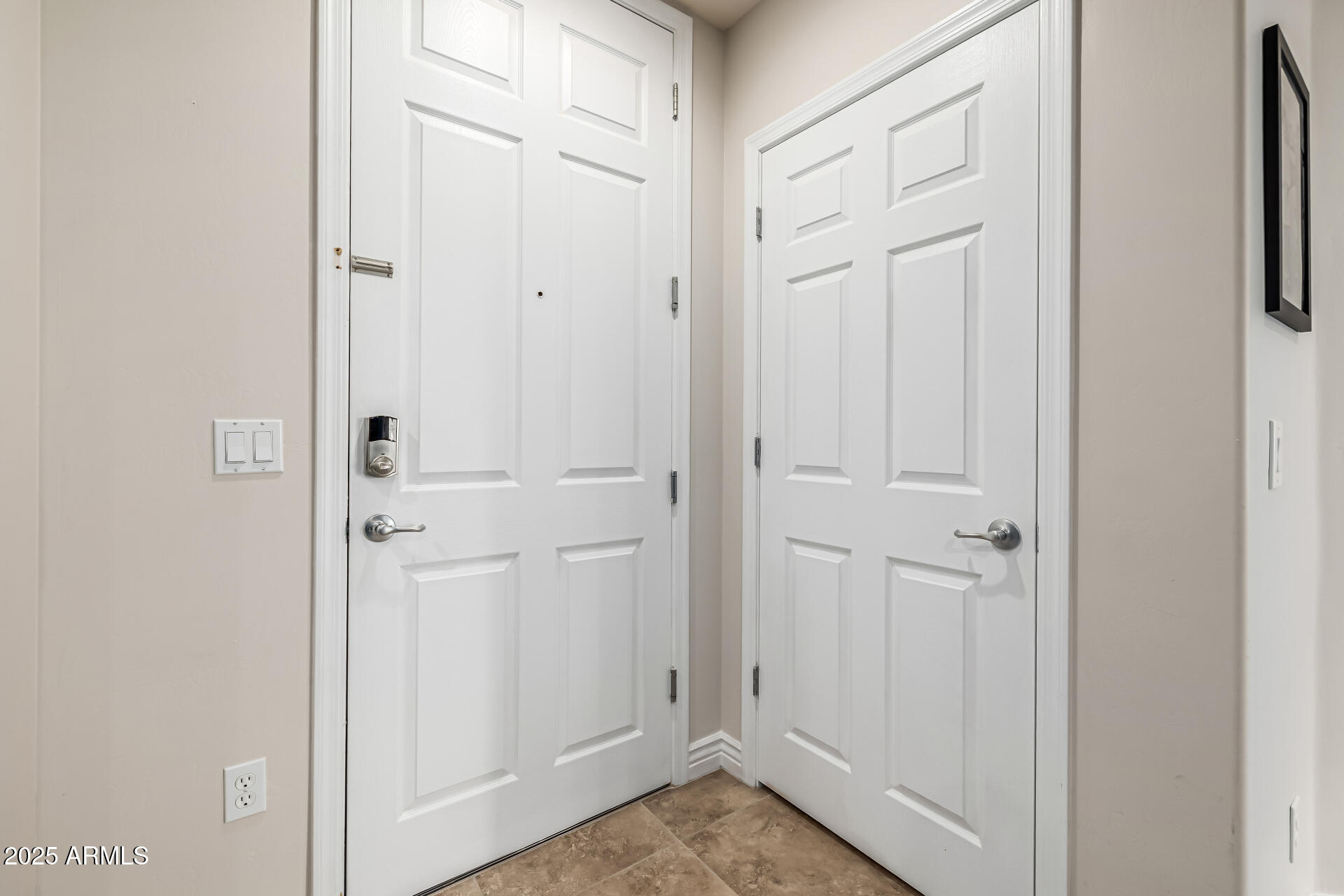 5350 E Deer Valley Drive Property Photo 2