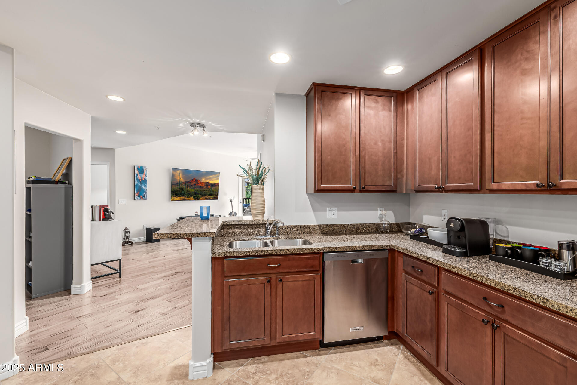 5350 E Deer Valley Drive Property Photo 8