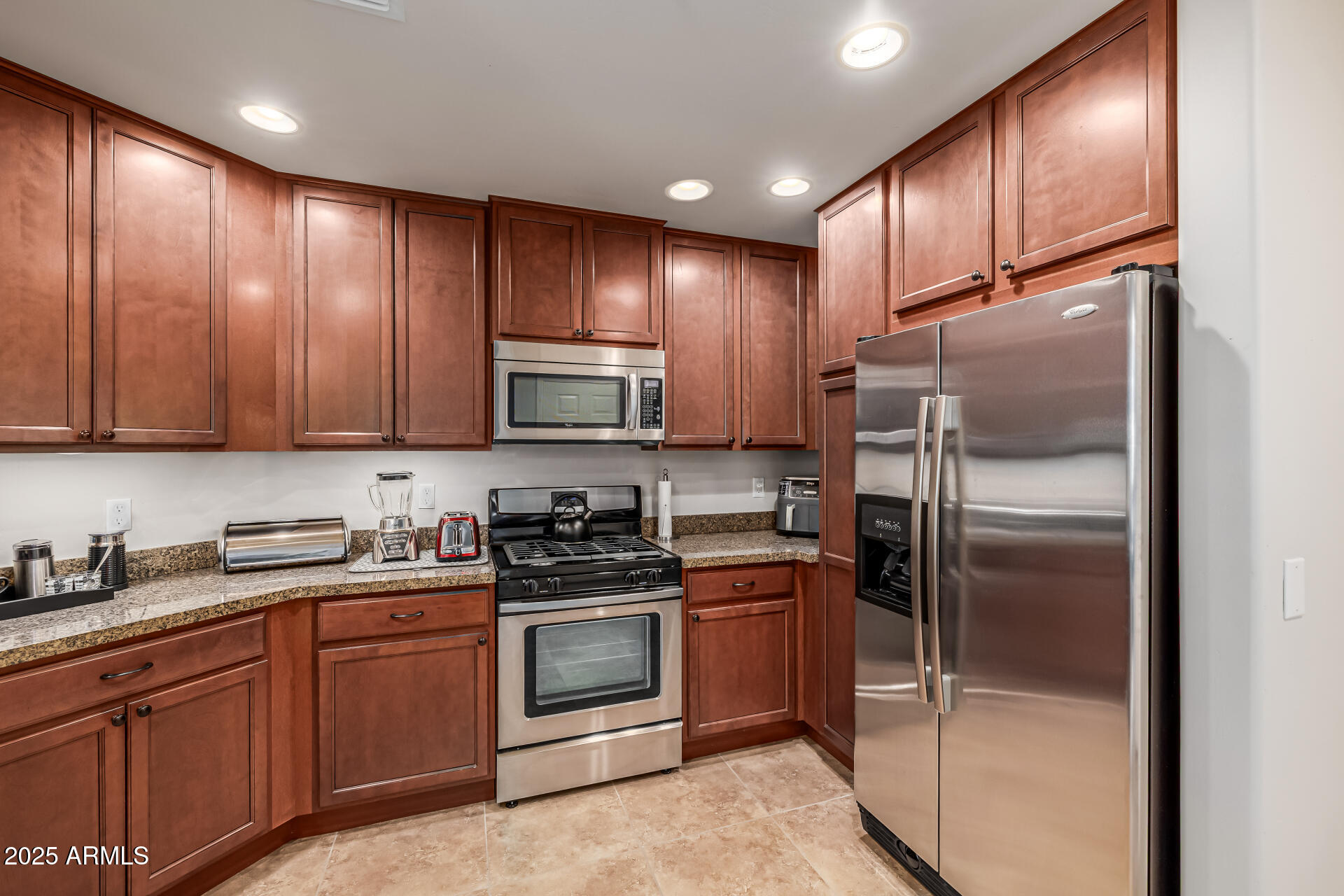 5350 E Deer Valley Drive Property Photo 10