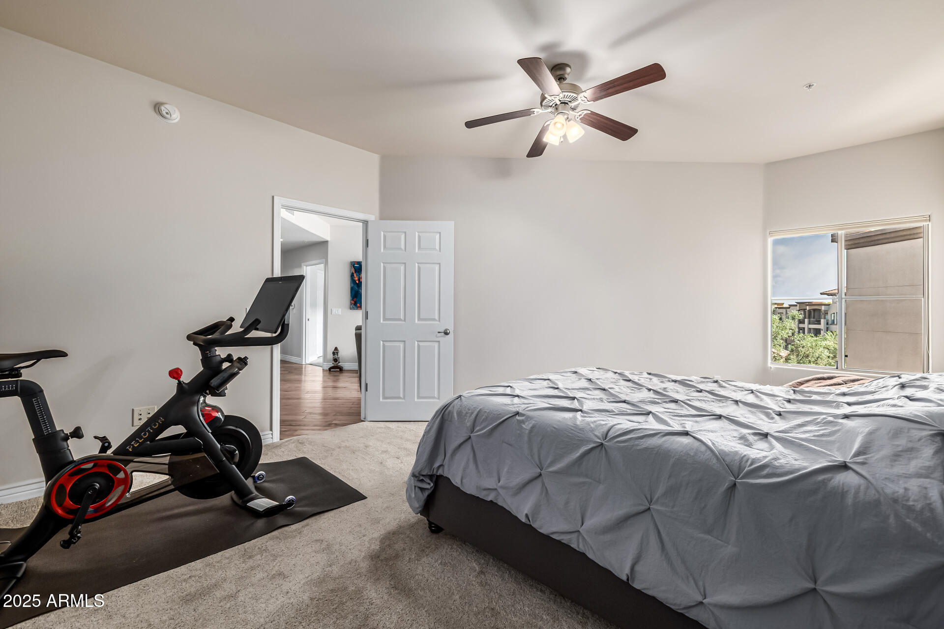 5350 E Deer Valley Drive Property Photo 15