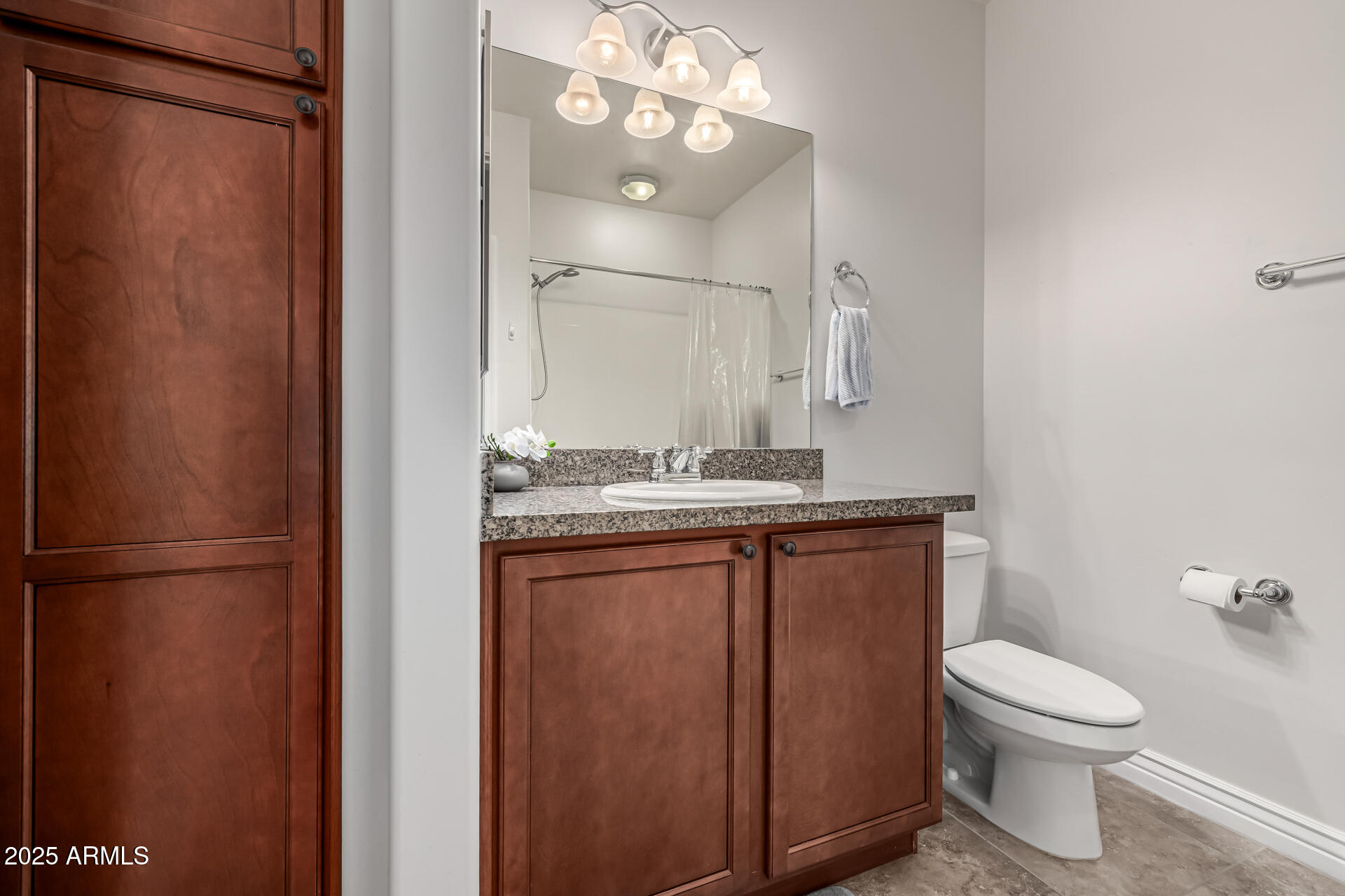 5350 E Deer Valley Drive Property Photo 25
