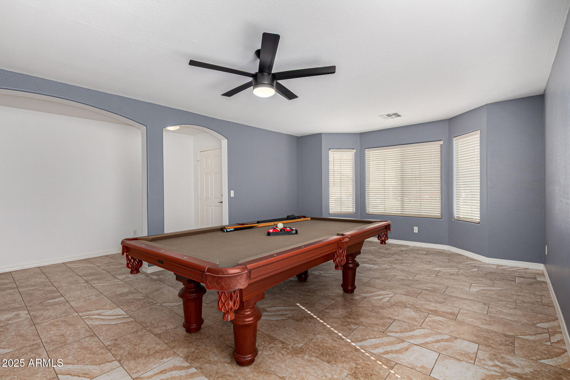 2805 E Desert Rose Trail Property Photo 5
