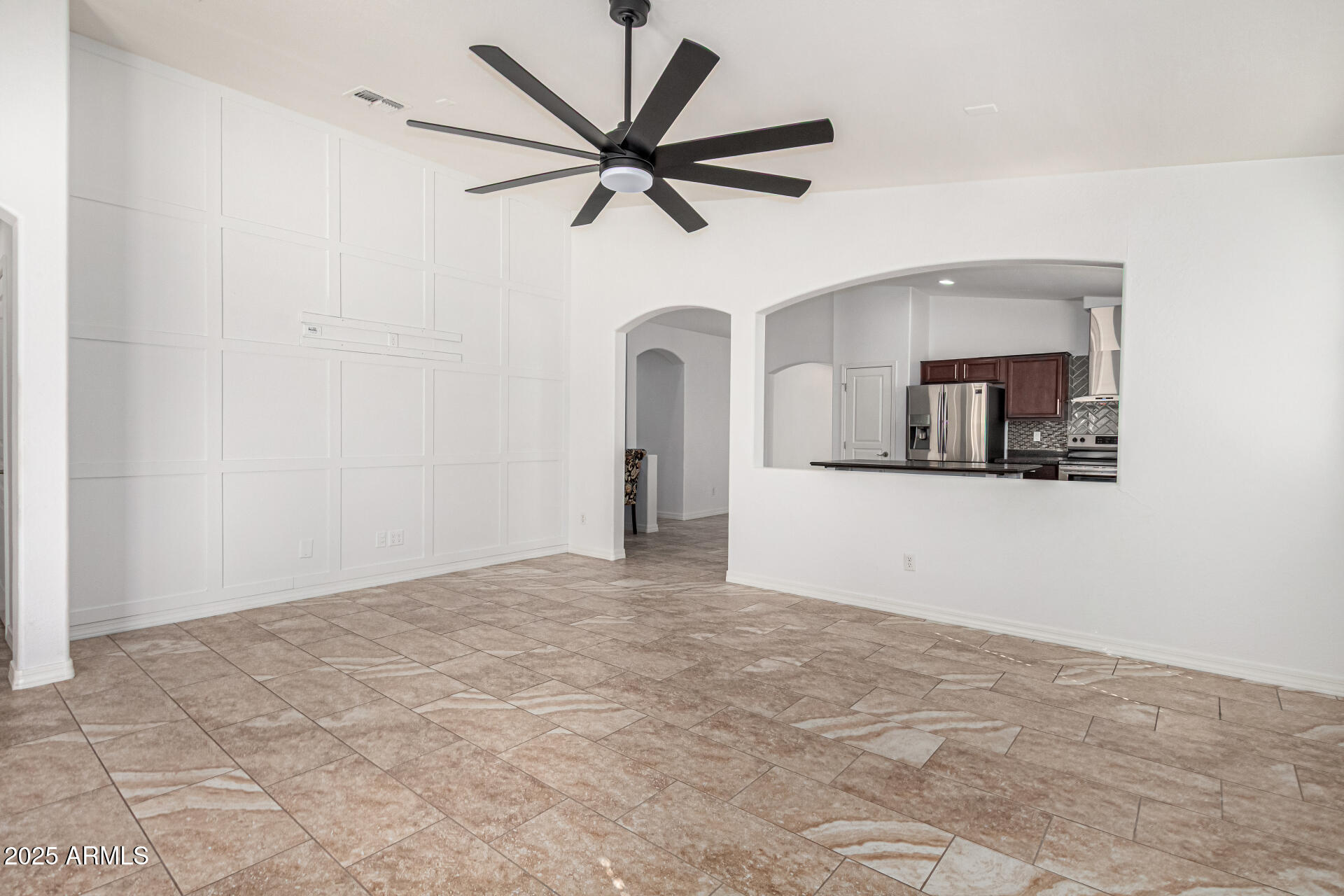 2805 E Desert Rose Trail Property Photo 16