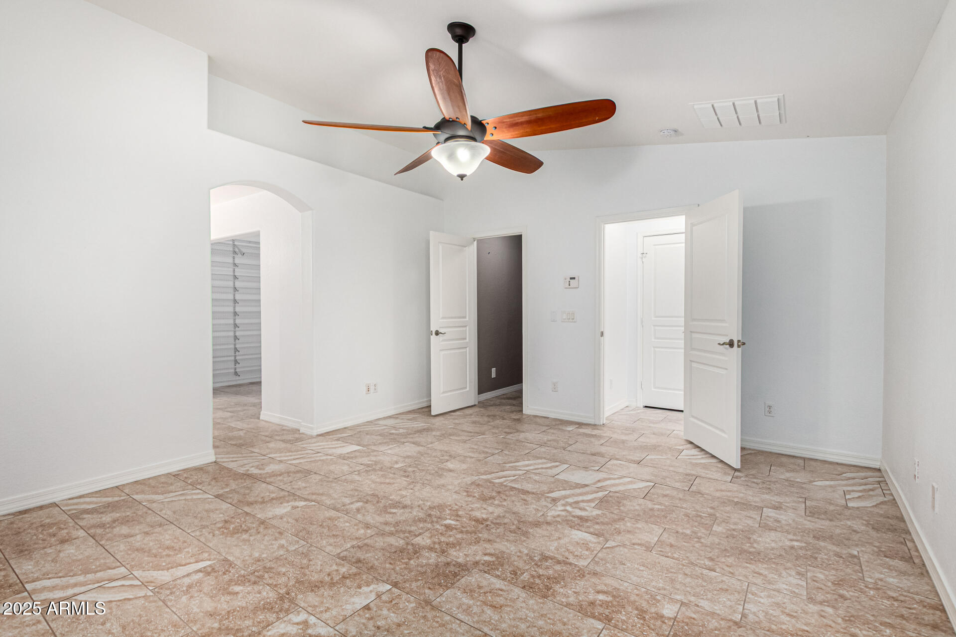 2805 E Desert Rose Trail Property Photo 19