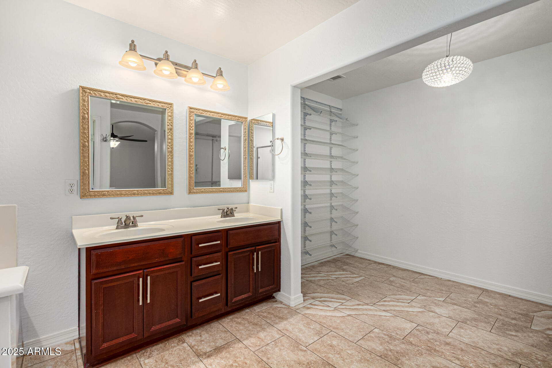 2805 E Desert Rose Trail Property Photo 21