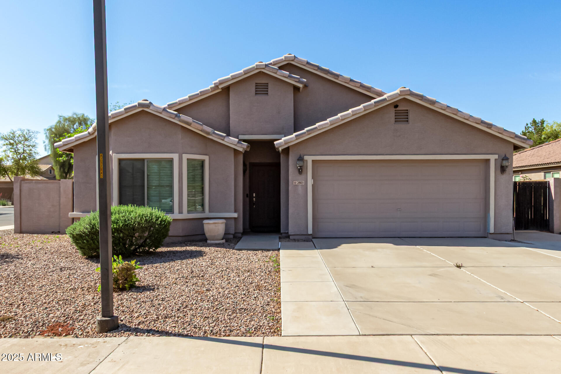 2805 E Desert Rose Trail Property Photo 43