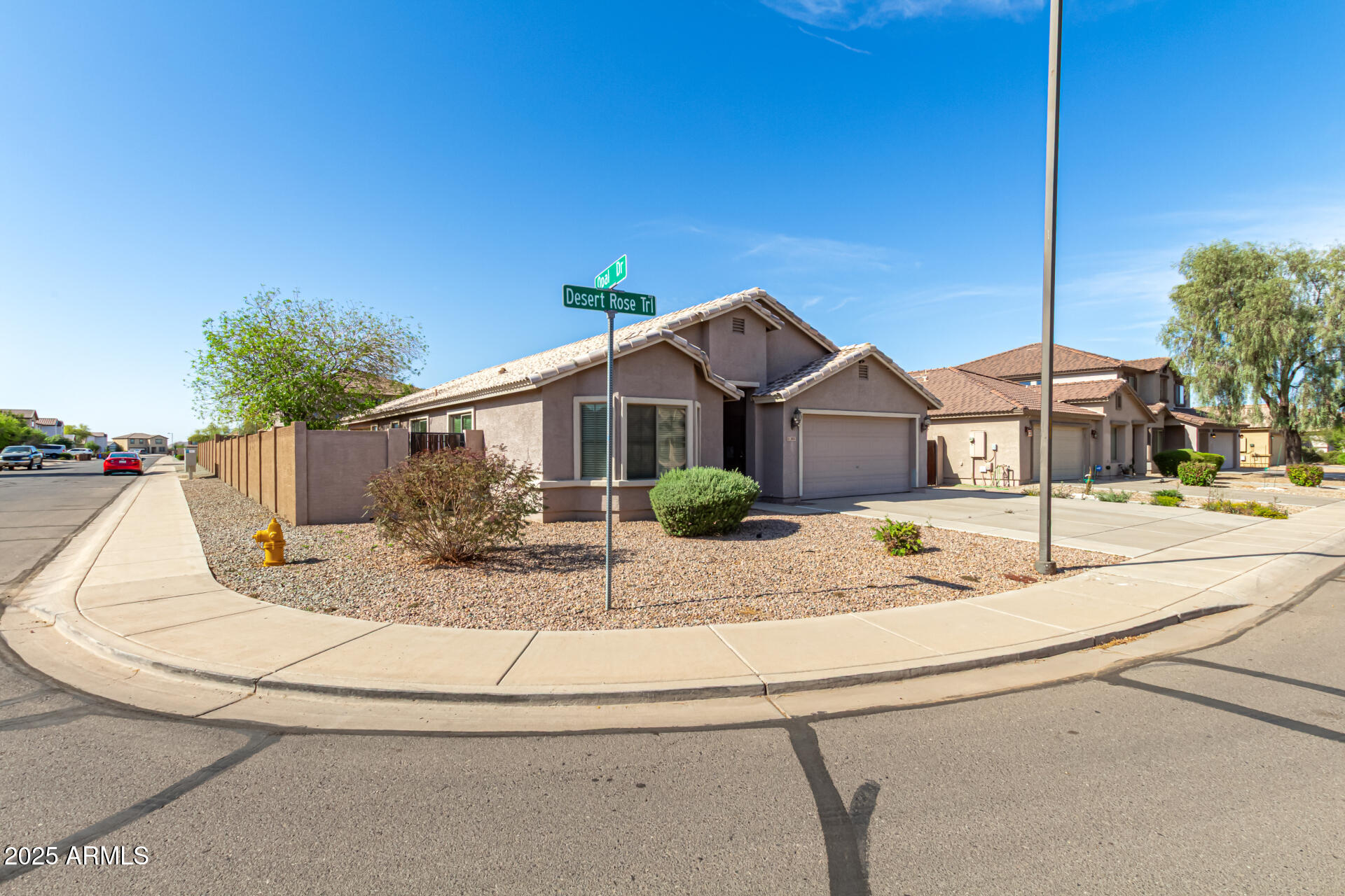 2805 E Desert Rose Trail Property Photo 44