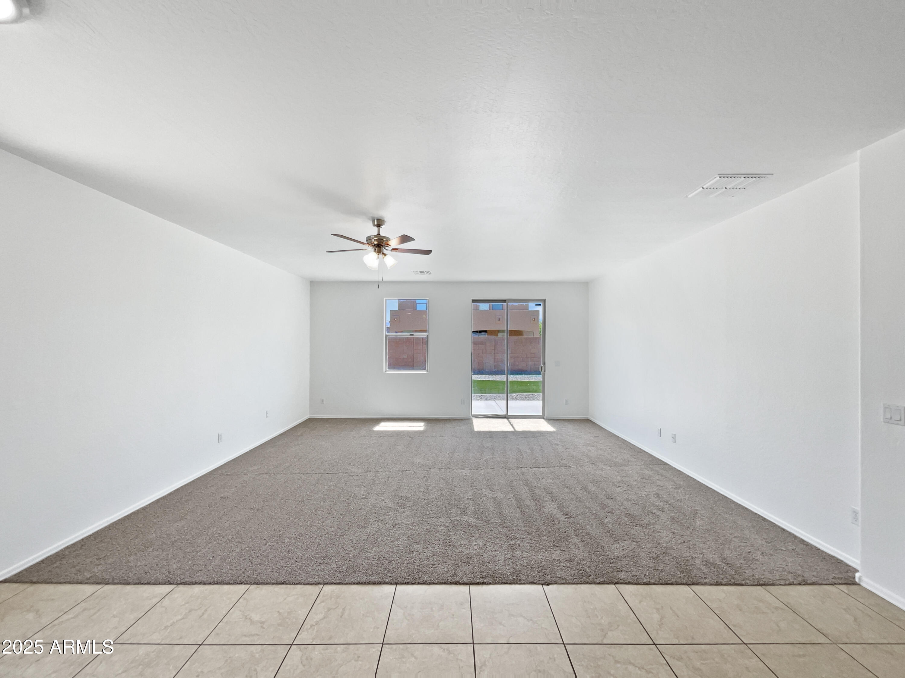 3201 W Saint Catherine Avenue Property Photo 3