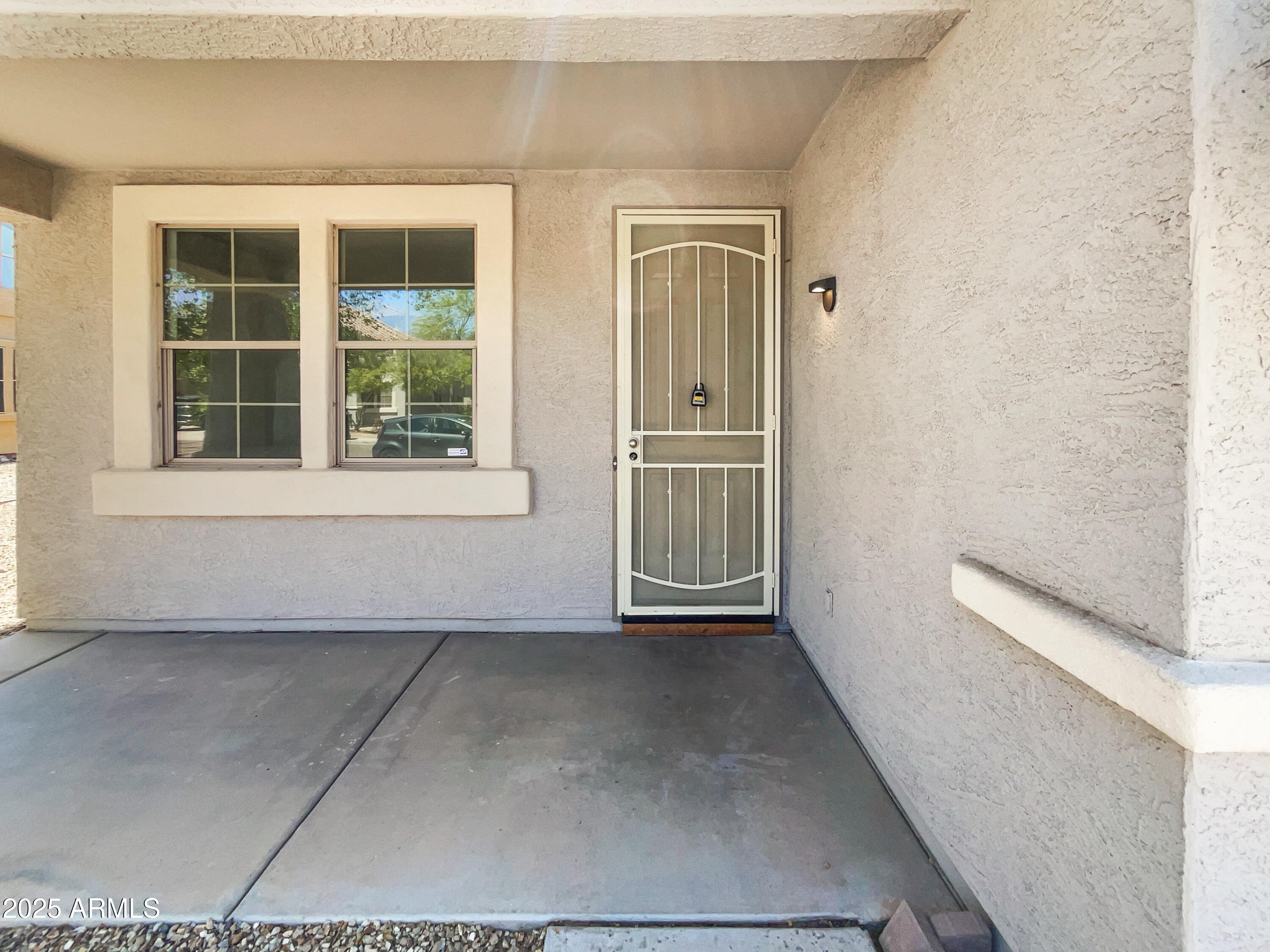 3201 W Saint Catherine Avenue Property Photo 9
