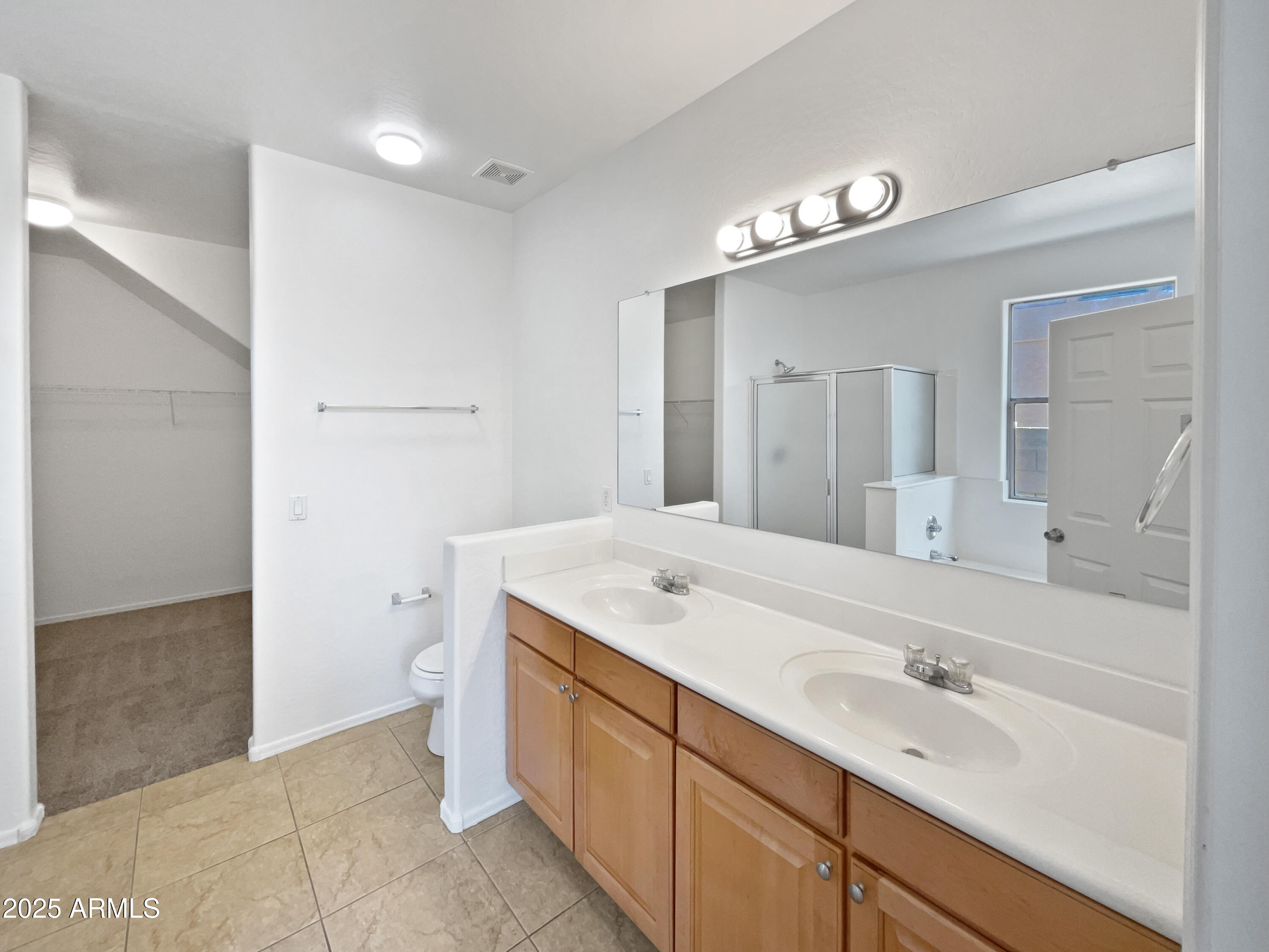 3201 W Saint Catherine Avenue Property Photo 14