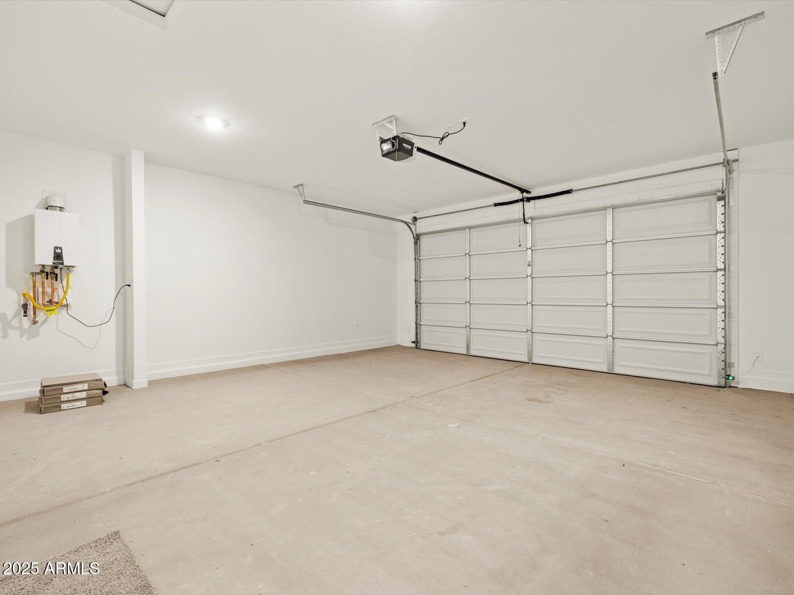 37341 W San Clemente Street Property Photo 11