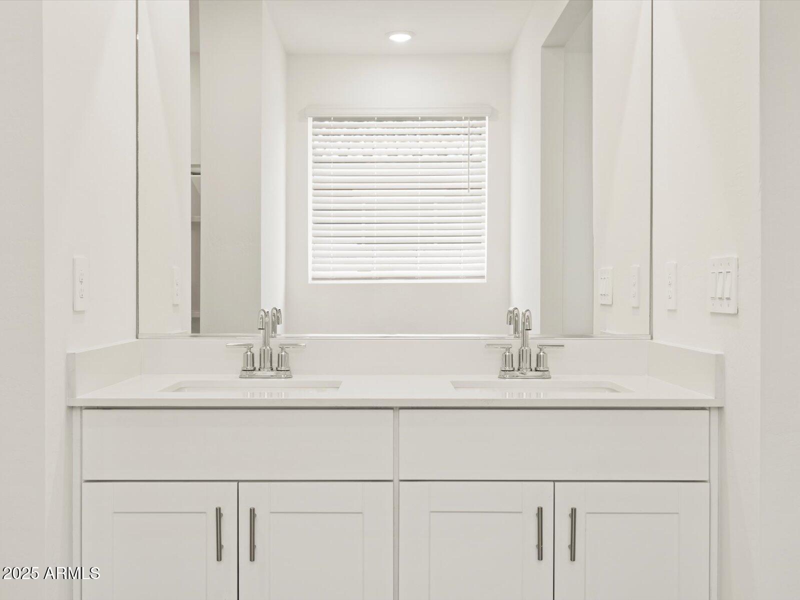 37341 W San Clemente Street Property Photo 20