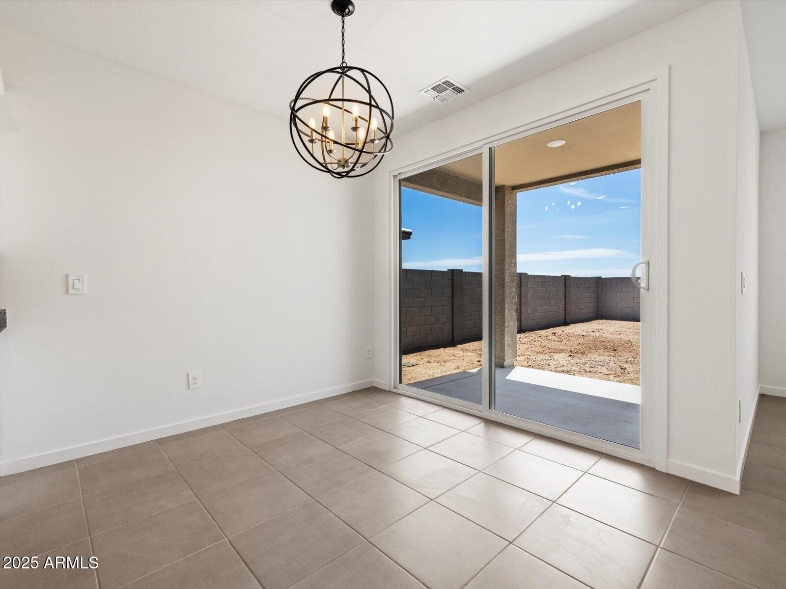 37341 W San Clemente Street Property Photo 23