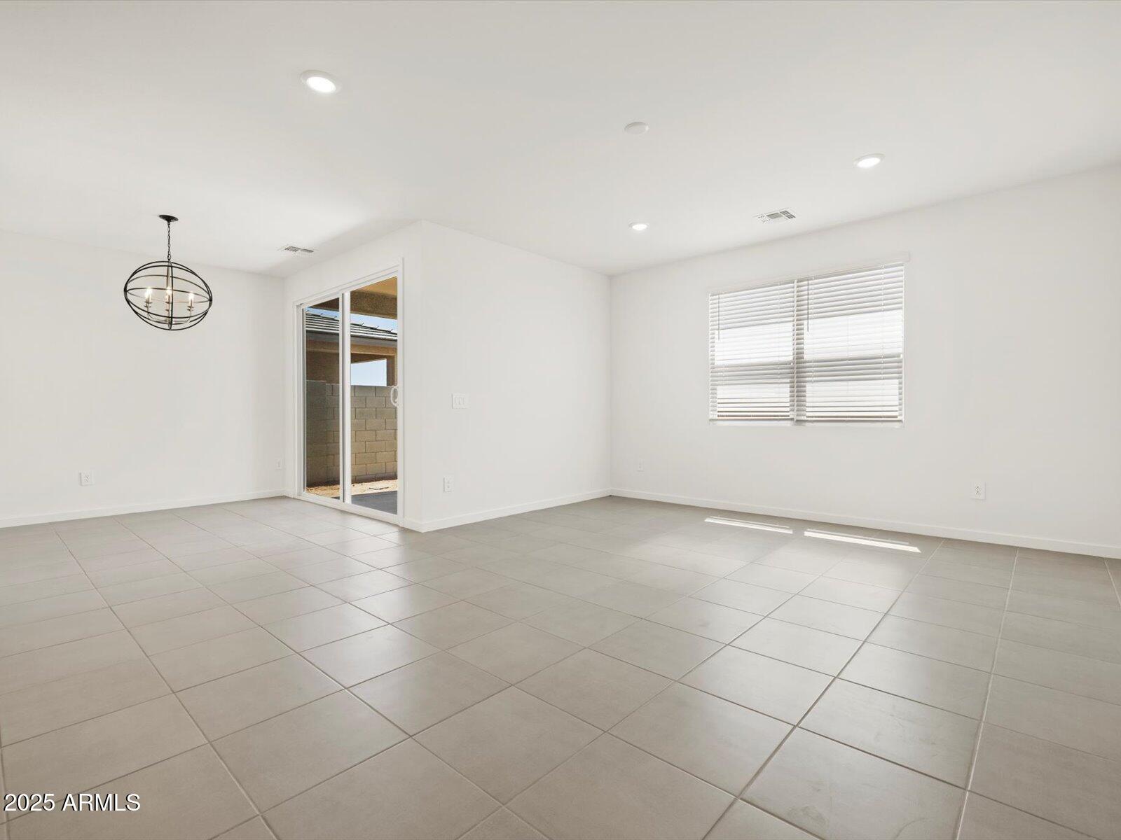 37341 W San Clemente Street Property Photo 31