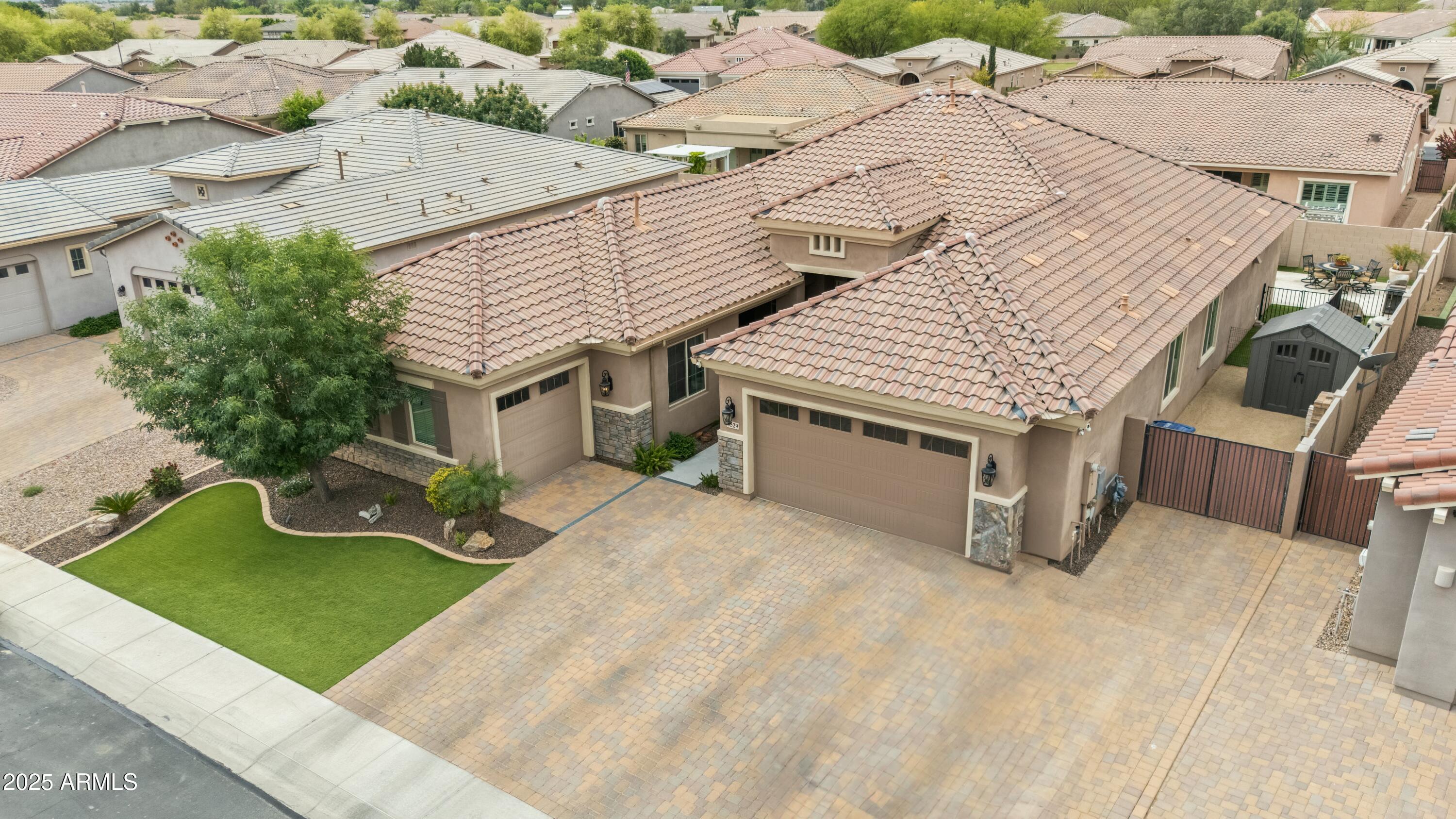 3529 E Desert Broom Drive Property Photo 14