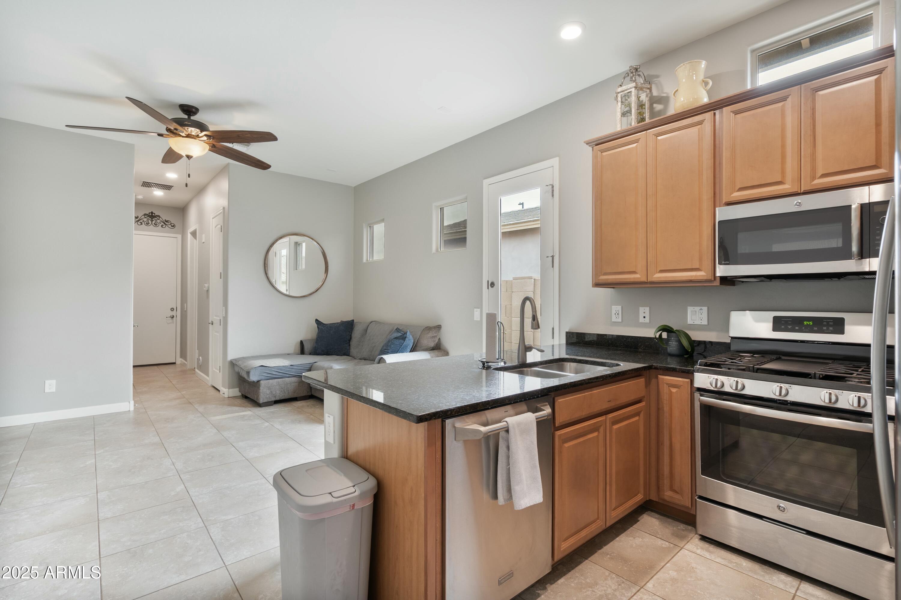 3529 E Desert Broom Drive Property Photo 63