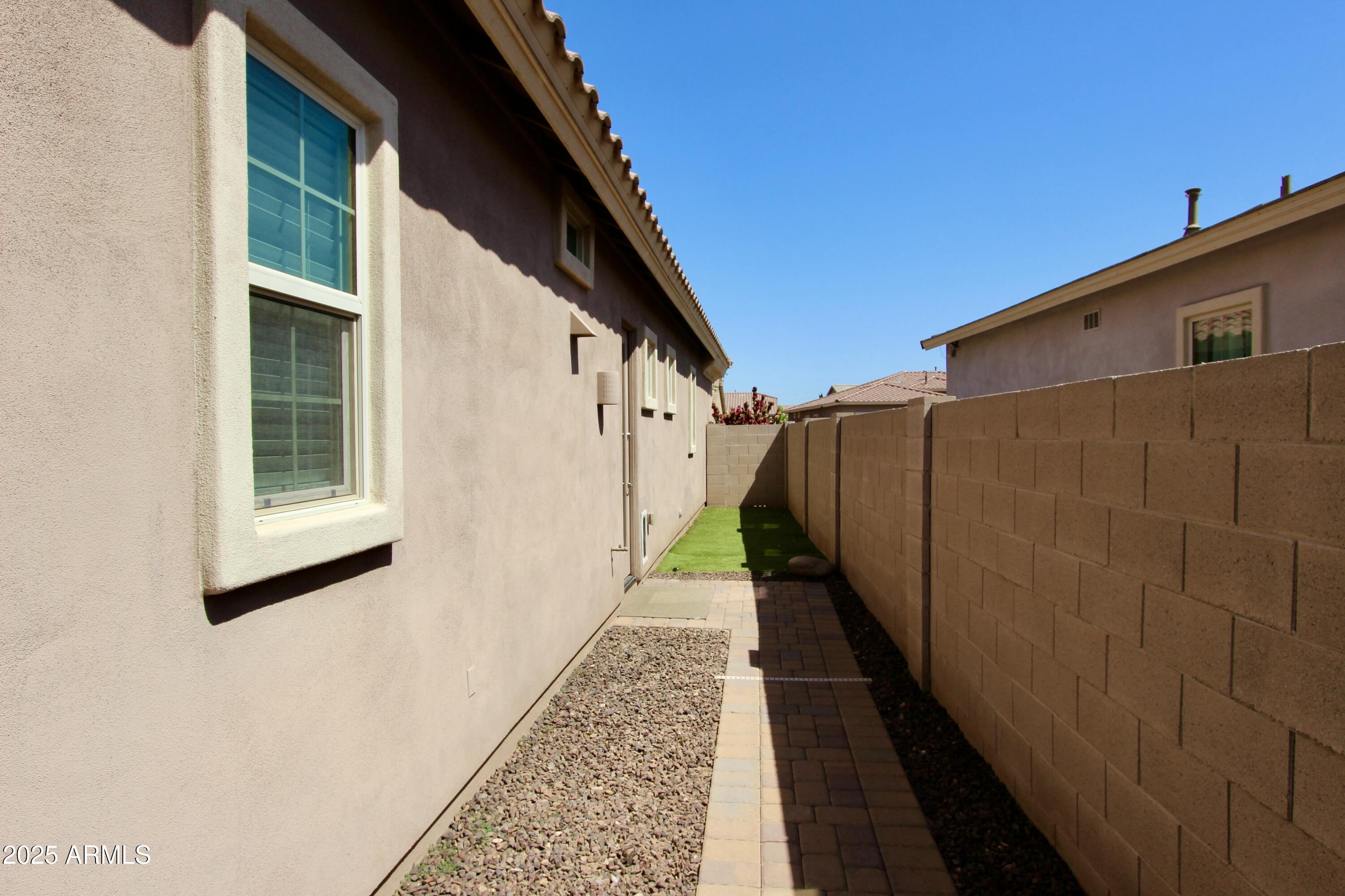 3529 E Desert Broom Drive Property Photo 77