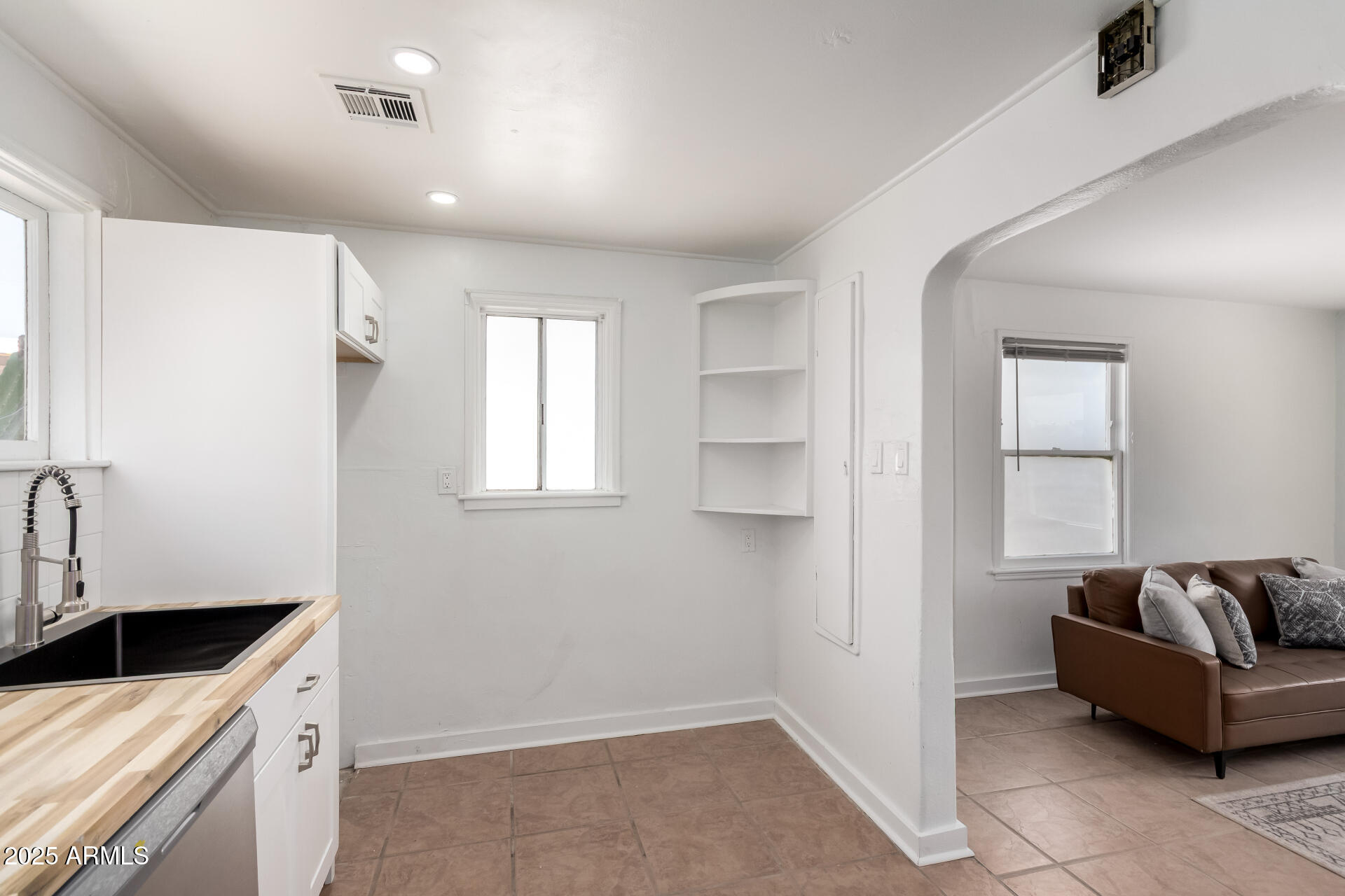 2047 E Virginia Avenue Property Photo 42