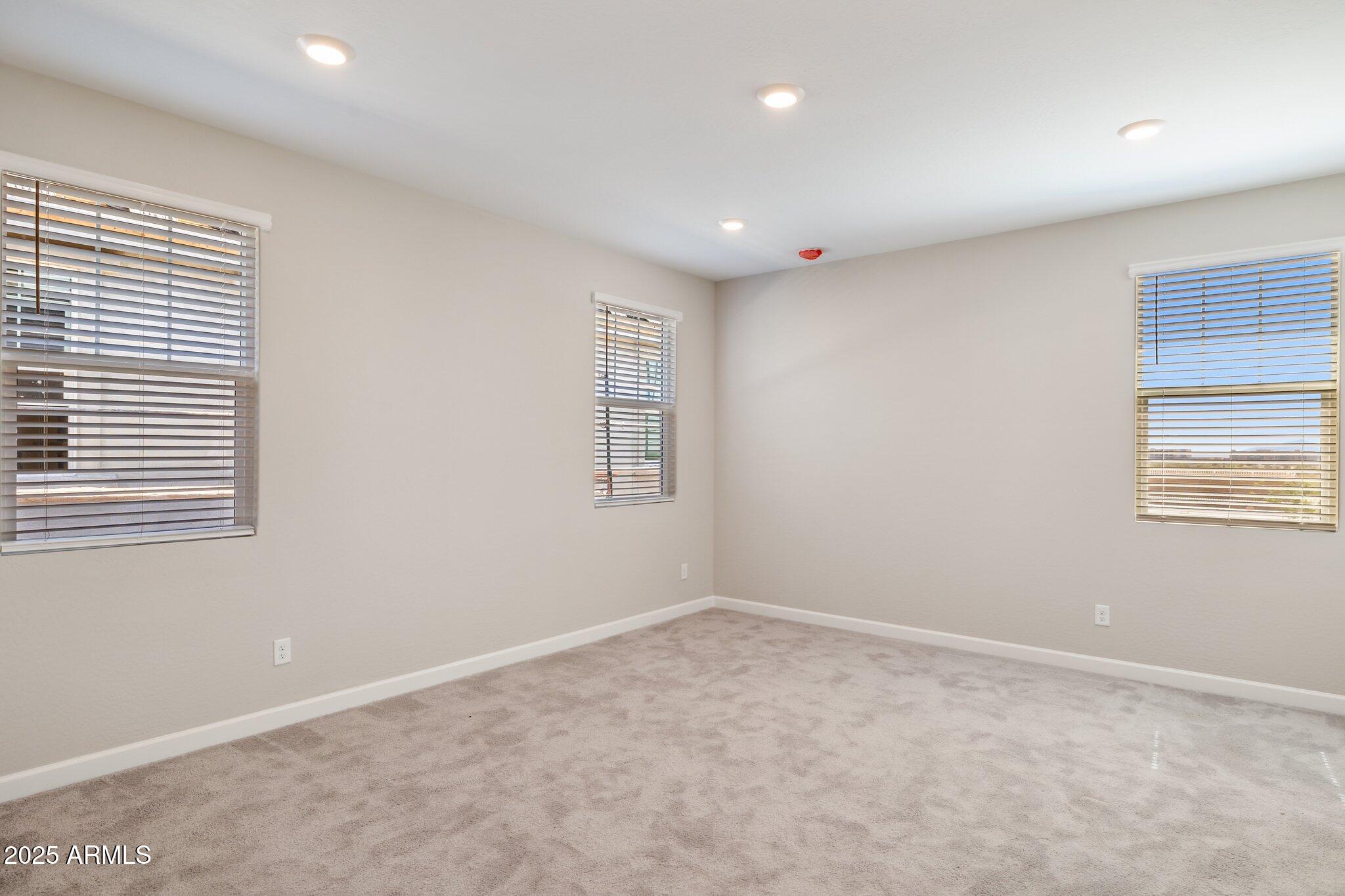 5820 E Covey Lane Property Photo 8