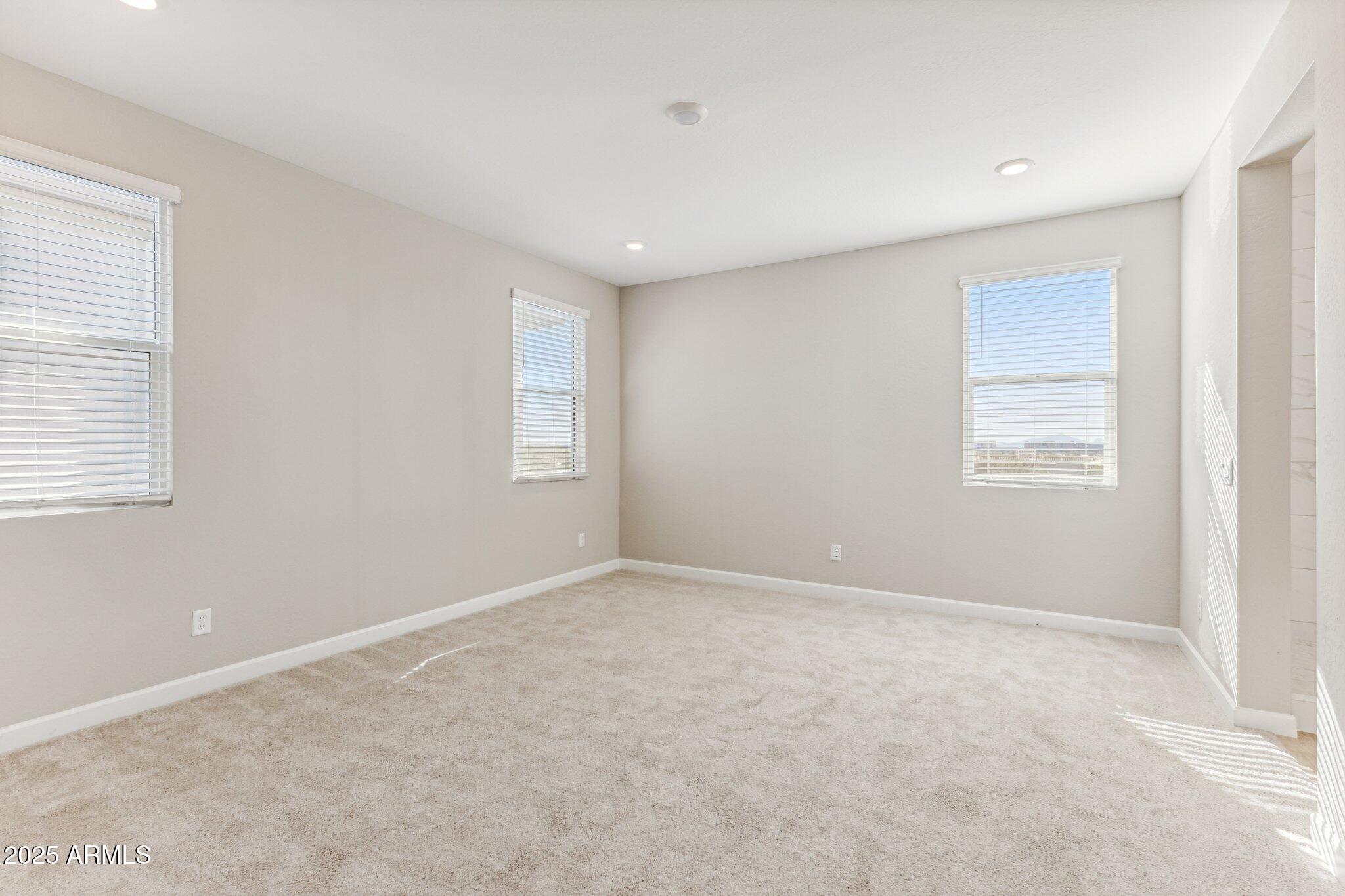 5836 E Covey Lane Property Photo 9