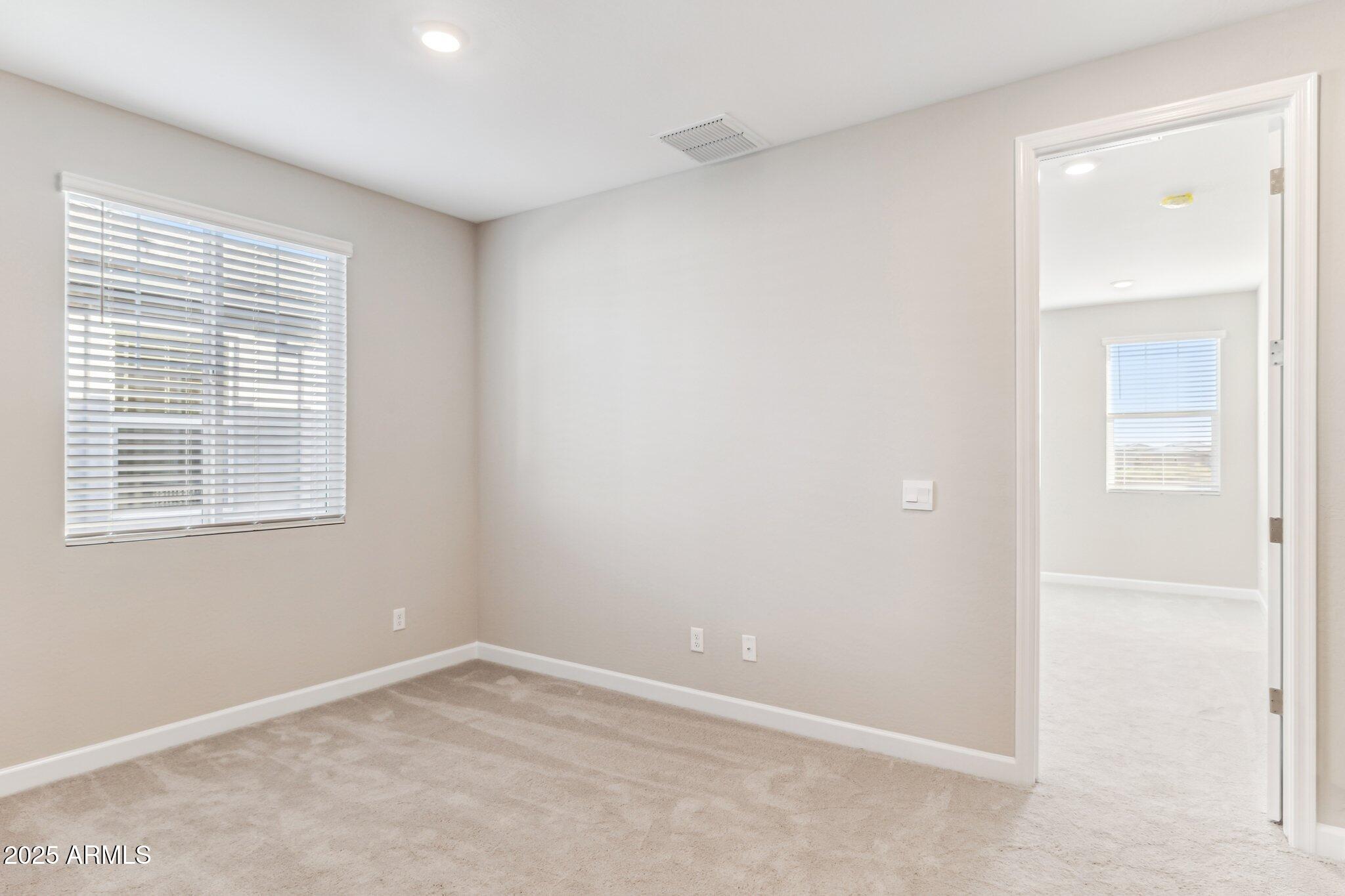 5852 E Covey Lane Property Photo 16