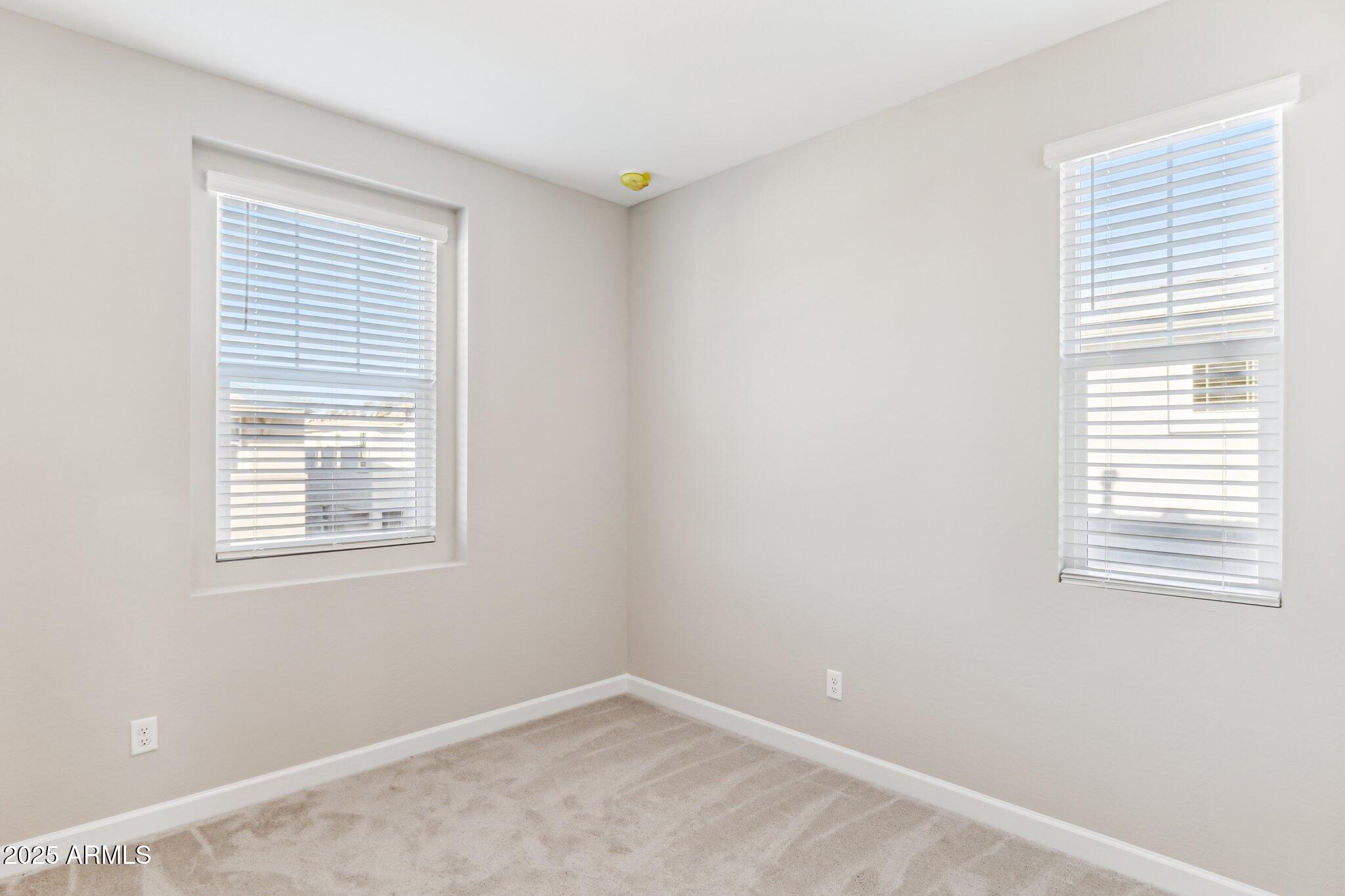 5852 E Covey Lane Property Photo 17