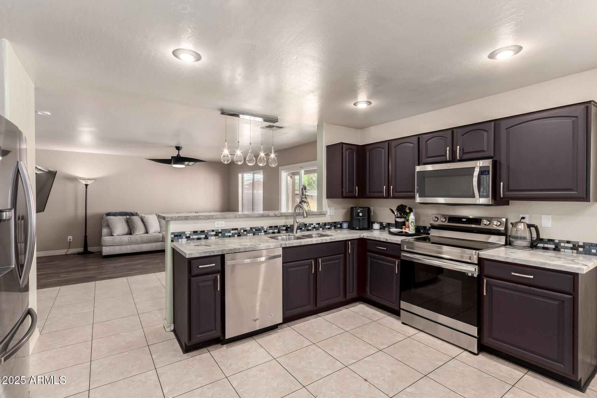 3422 W Sunland Avenue Property Photo 4