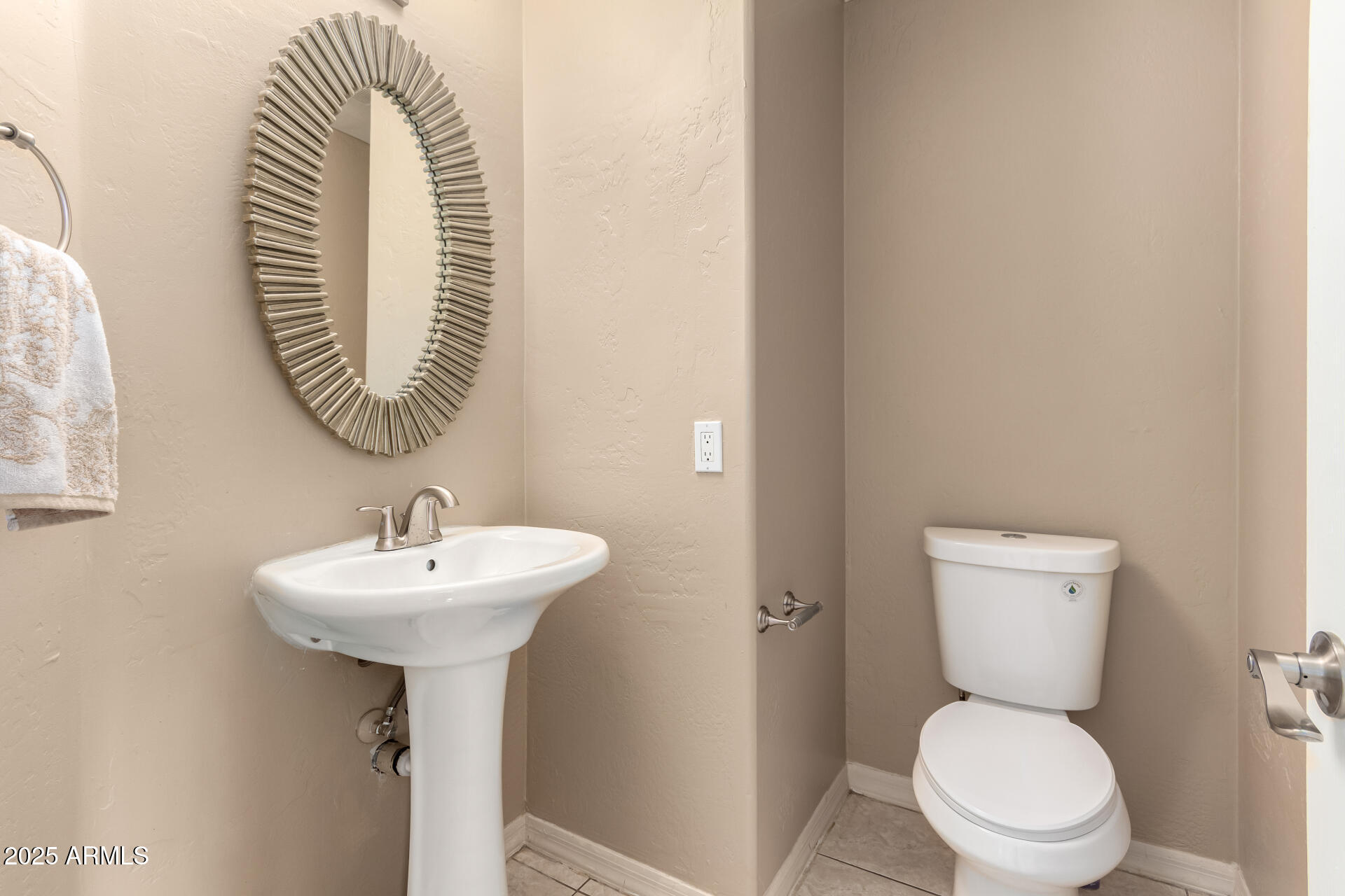 3422 W Sunland Avenue Property Photo 8