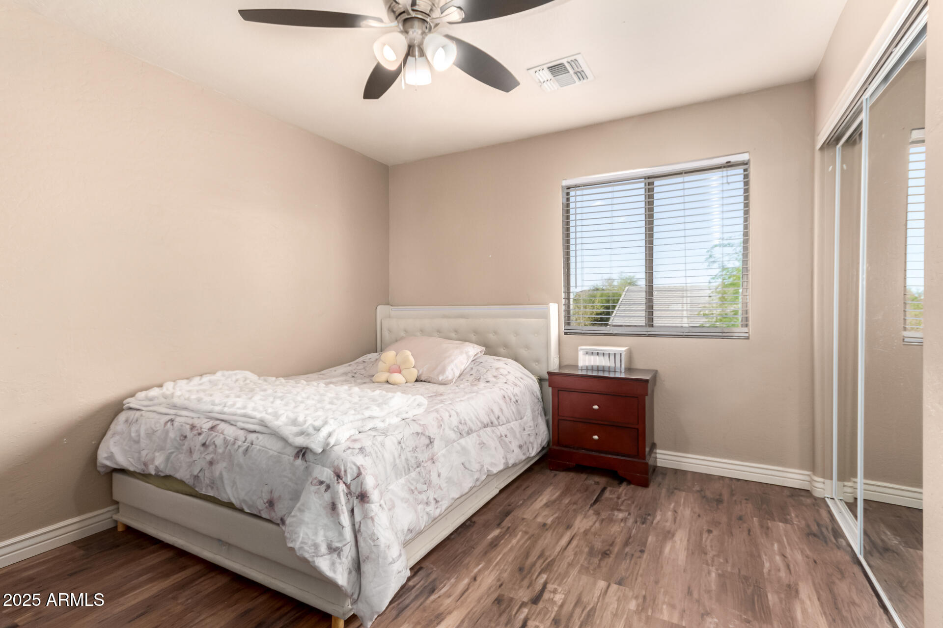 3422 W Sunland Avenue Property Photo 13