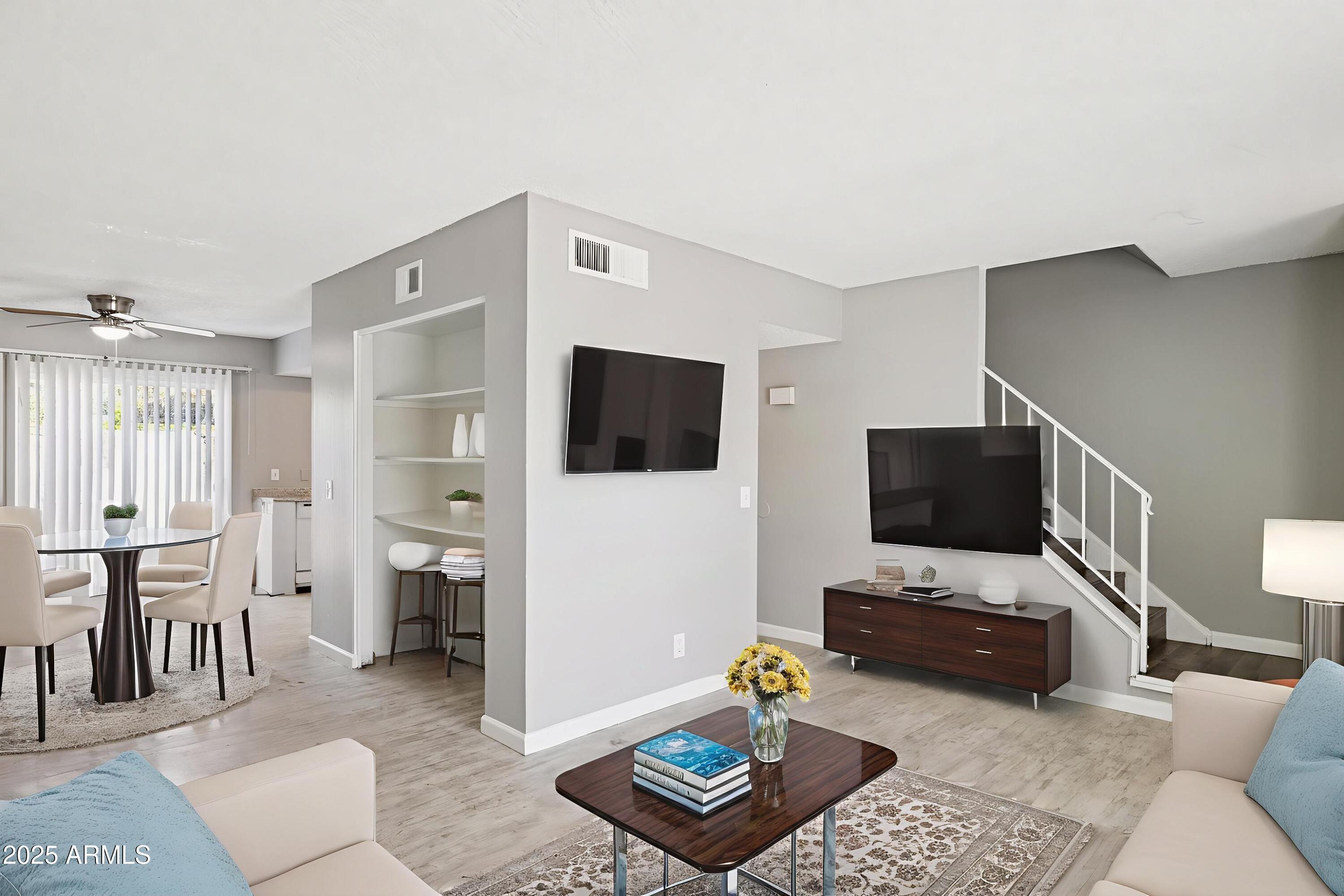 3605 W Bethany Home Road Property Photo 1