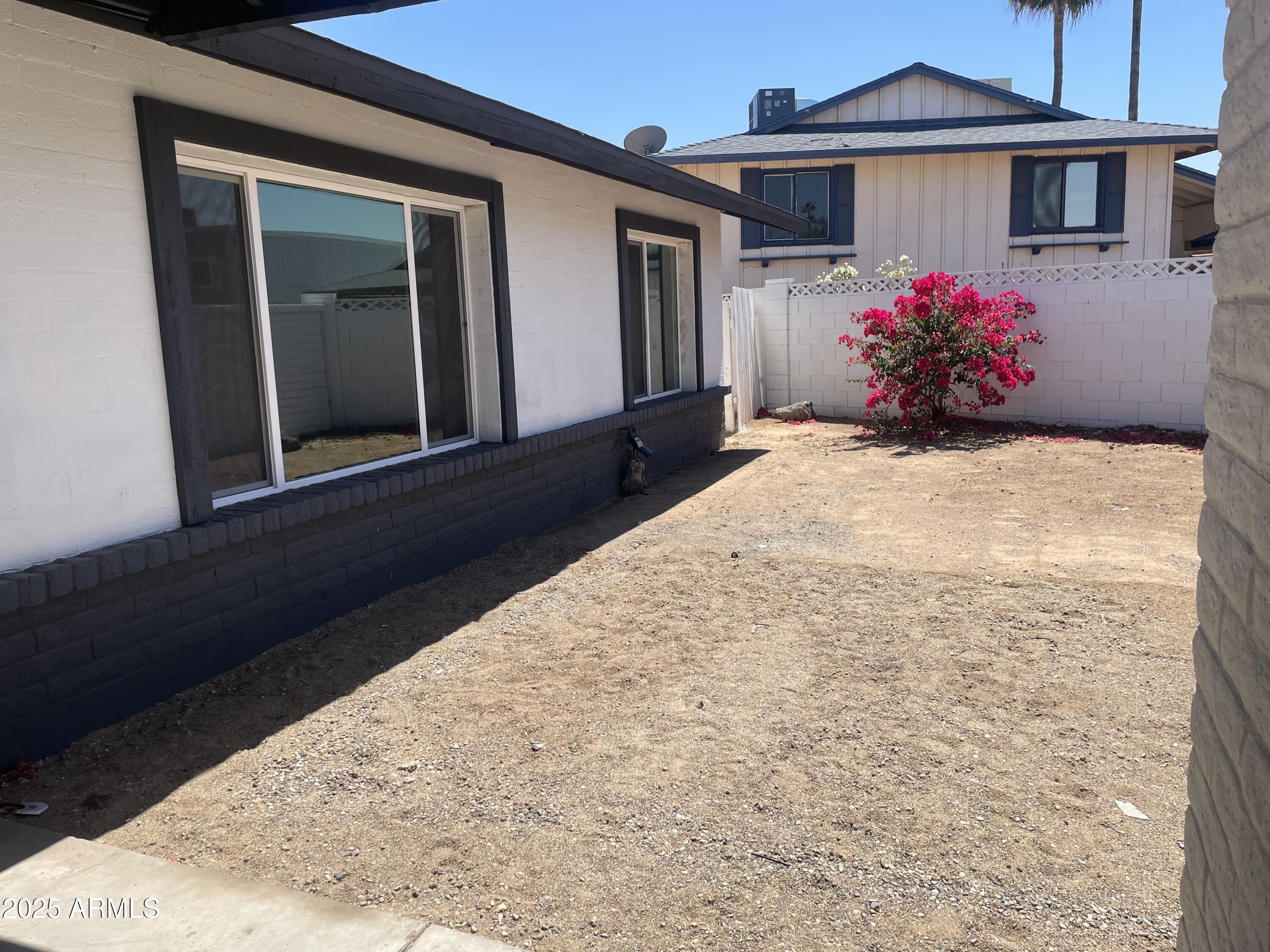 4210 W Solano Drive Property Photo 3