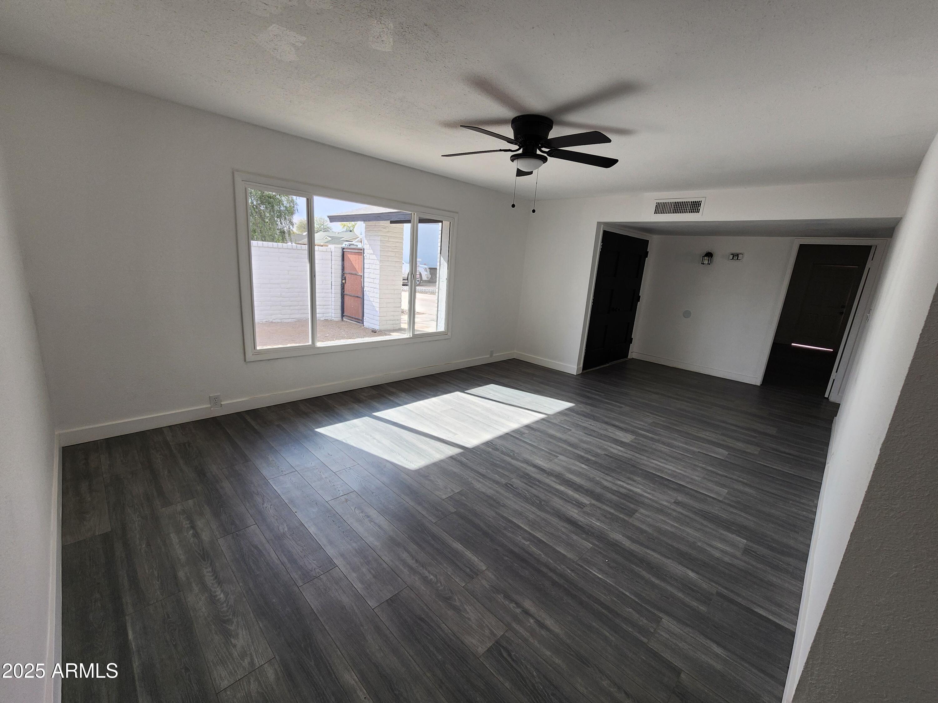 4210 W Solano Drive Property Photo 7