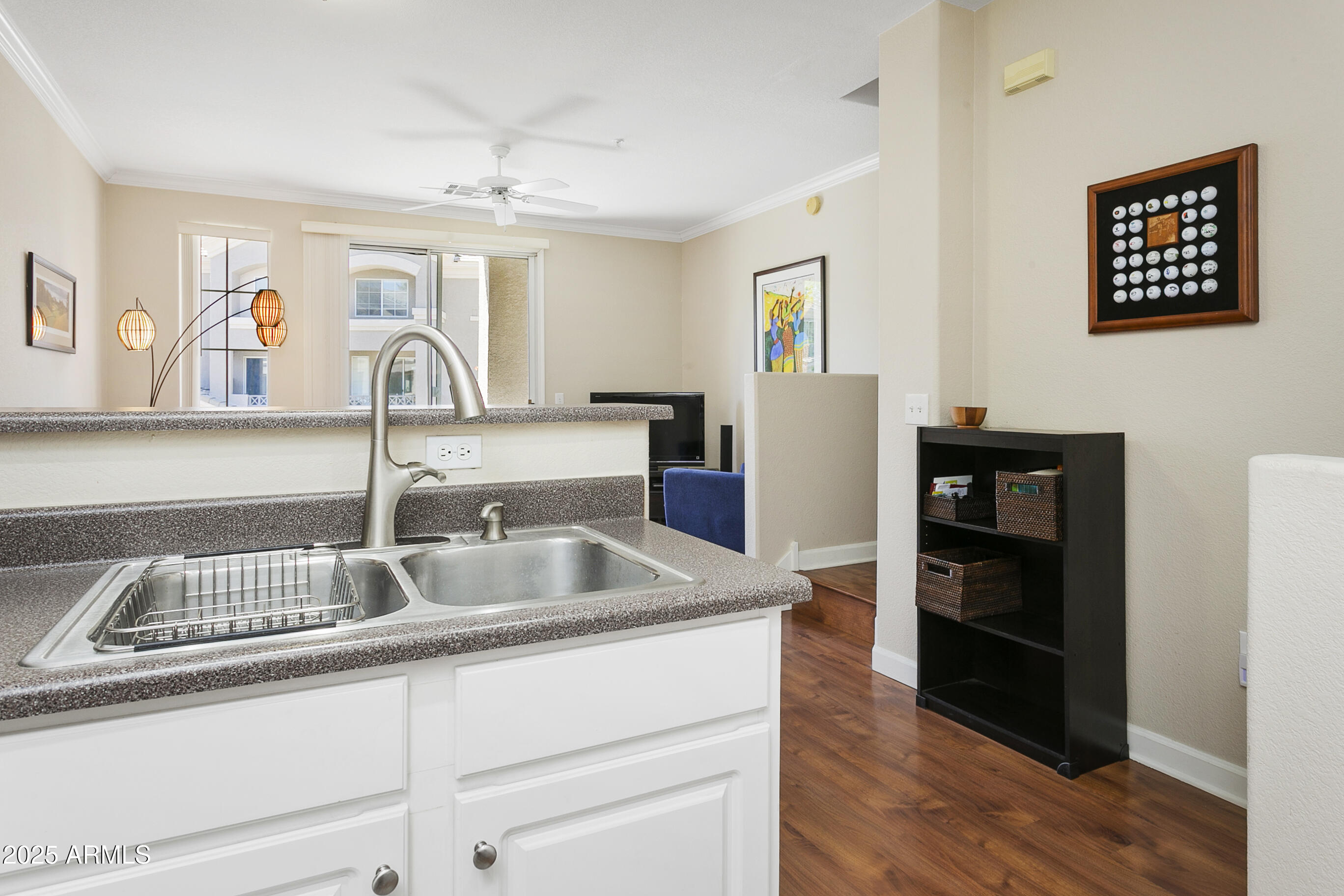 4455 E Paradise Village Parkway Property Photo 10