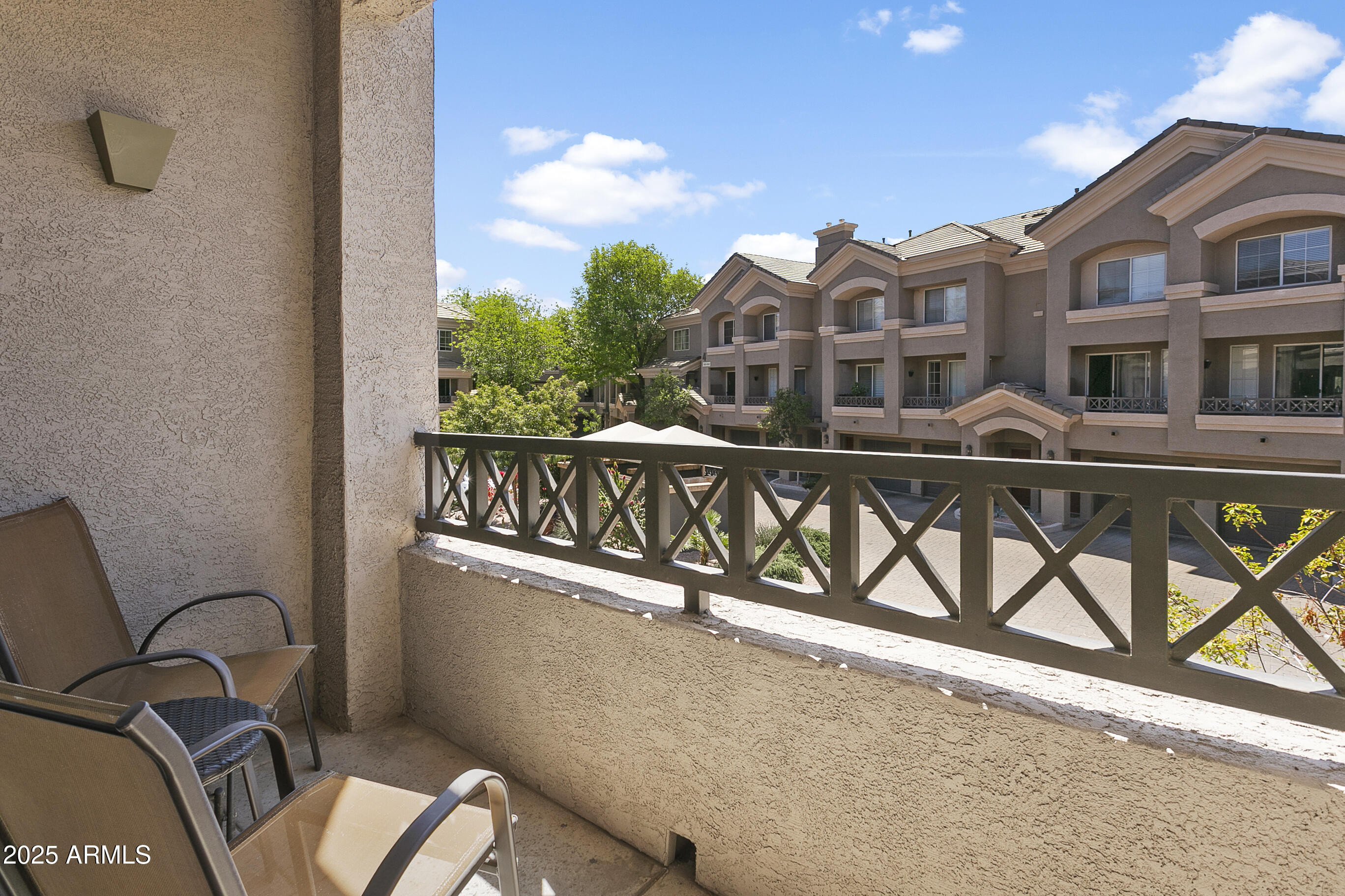 4455 E Paradise Village Parkway Property Photo 11