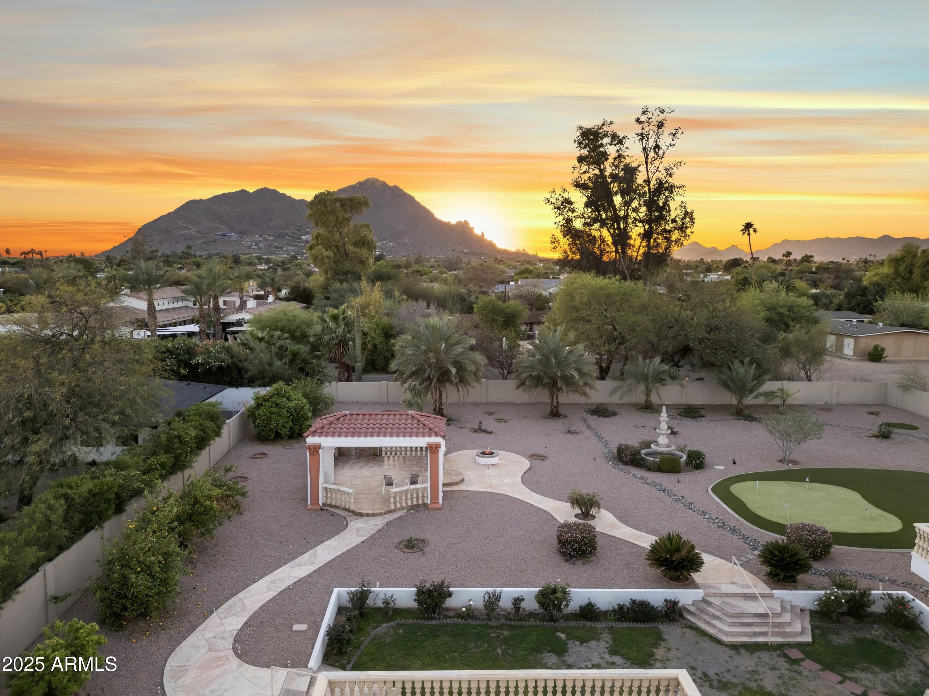 5518 N Quail Place Property Photo 3