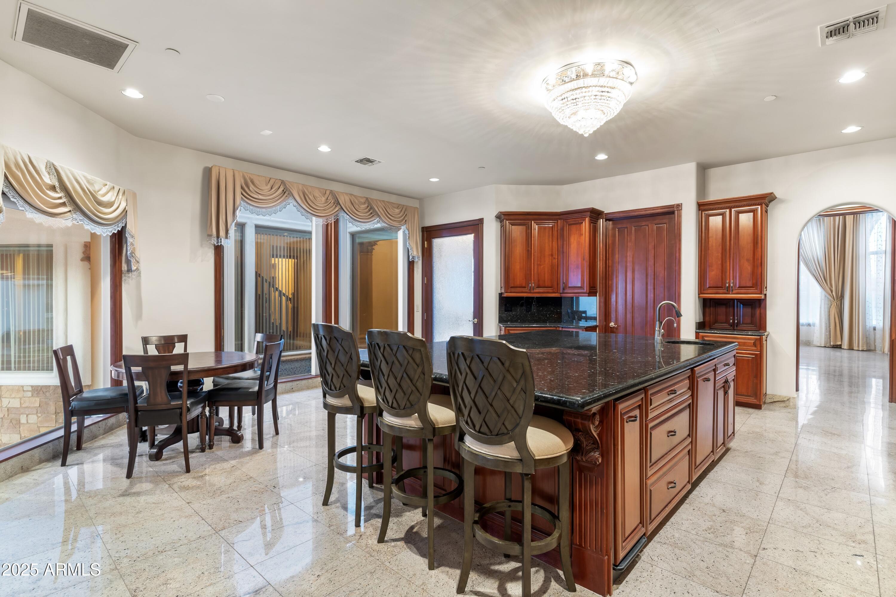 5518 N Quail Place Property Photo 23