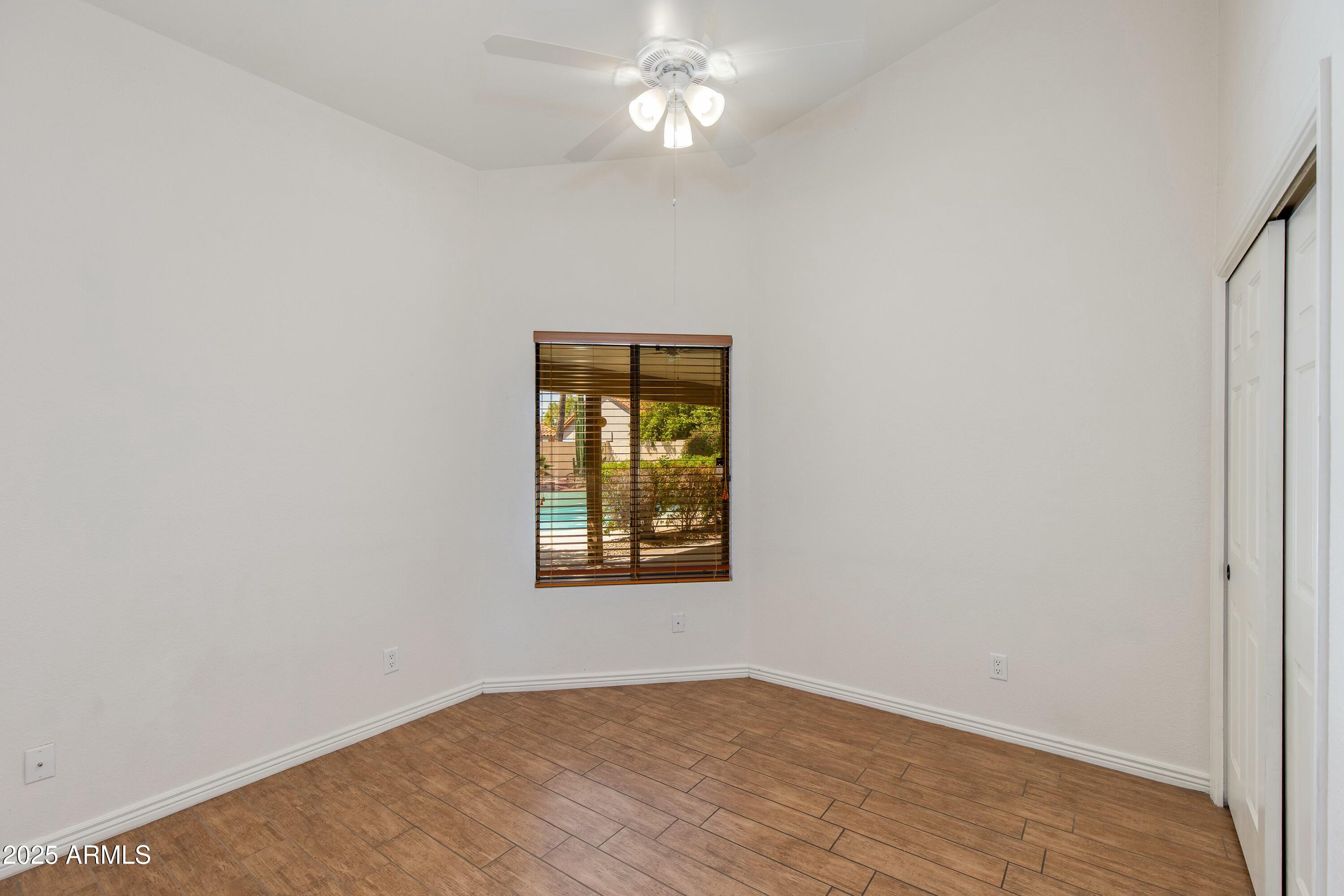 10545 E Mission Lane Property Photo 15